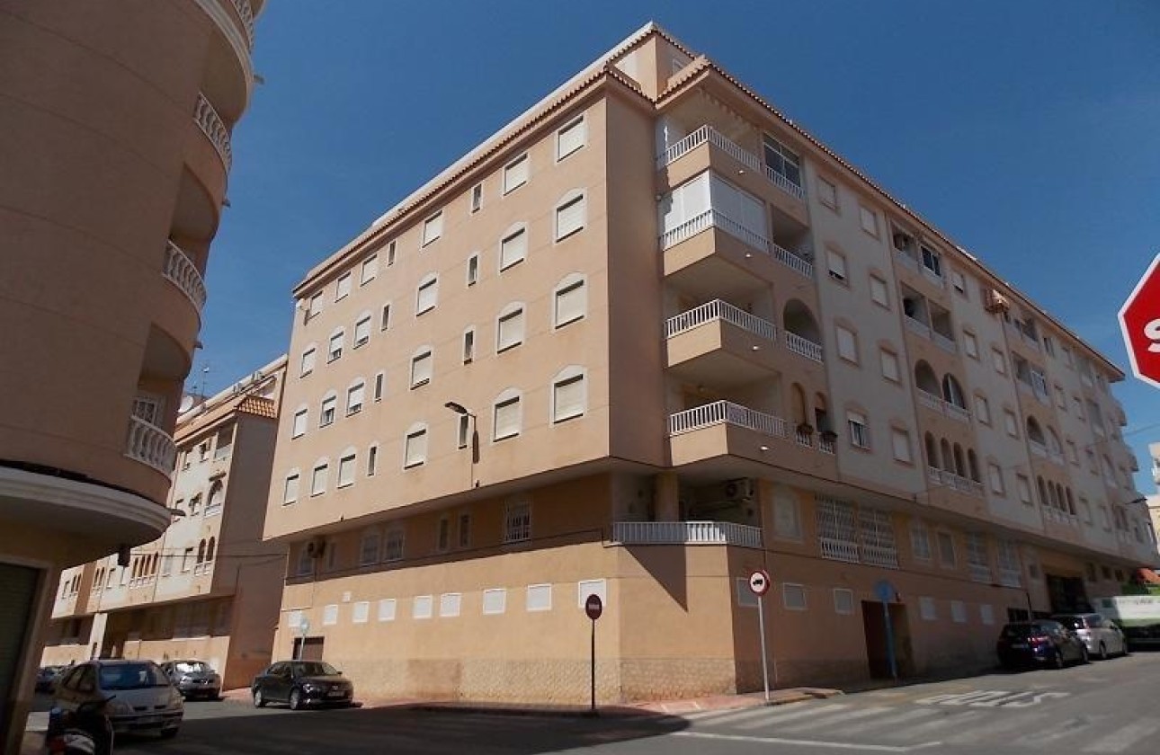 Venta - Apartamento / Piso -
Torrevieja - El molino