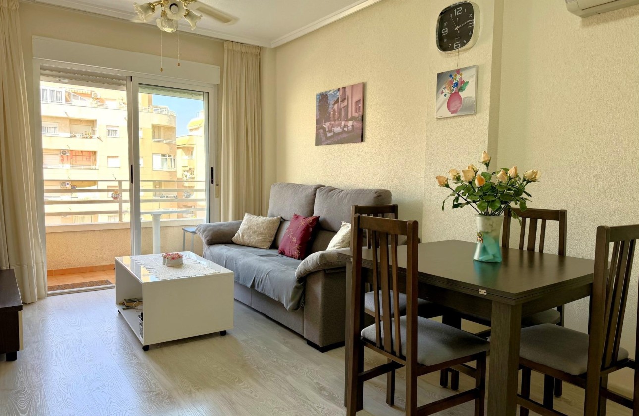 Venta - Apartamento / Piso -
Torrevieja - El molino