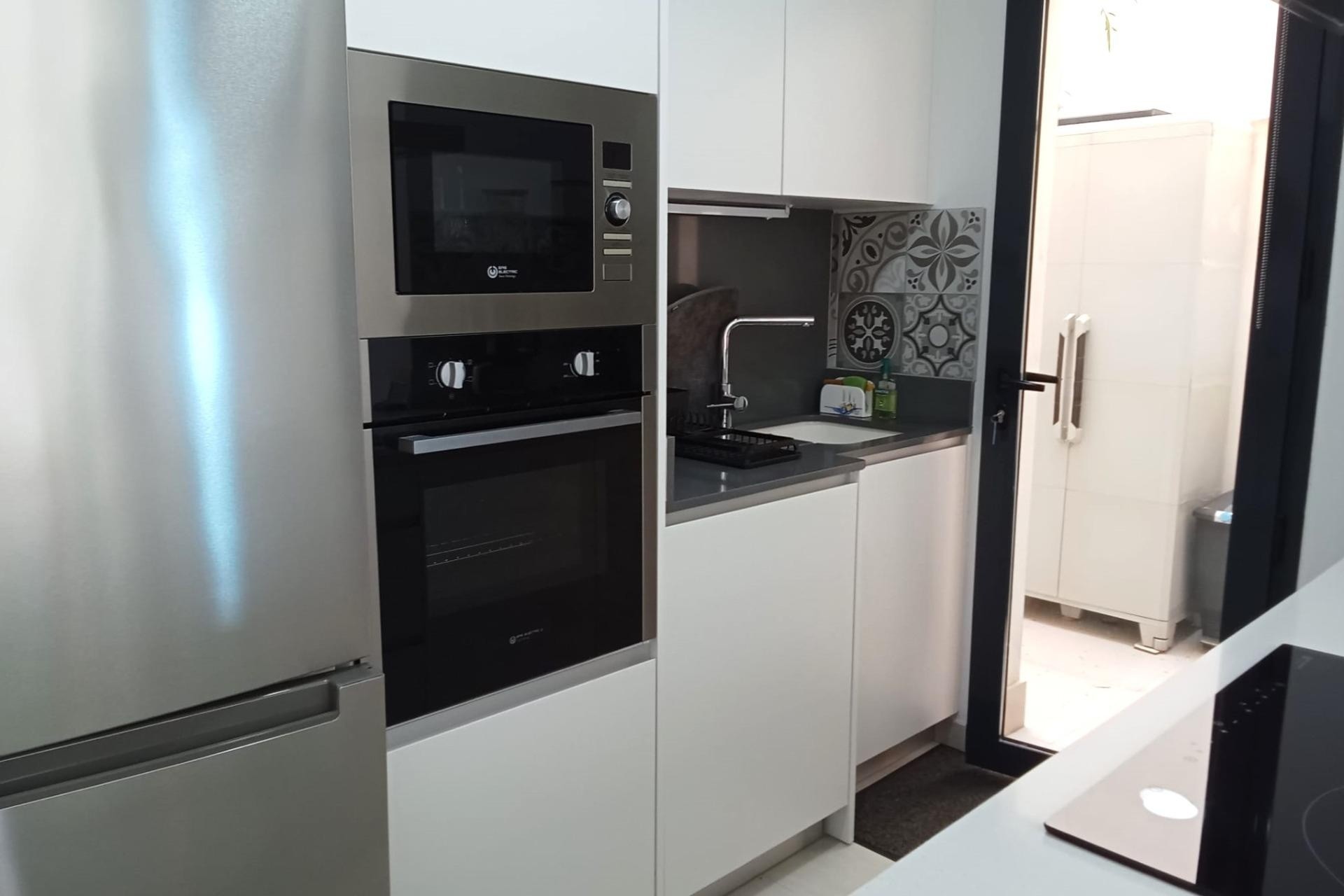 Venta - Apartamento / Piso -
Torrevieja - Estacion de autobuses