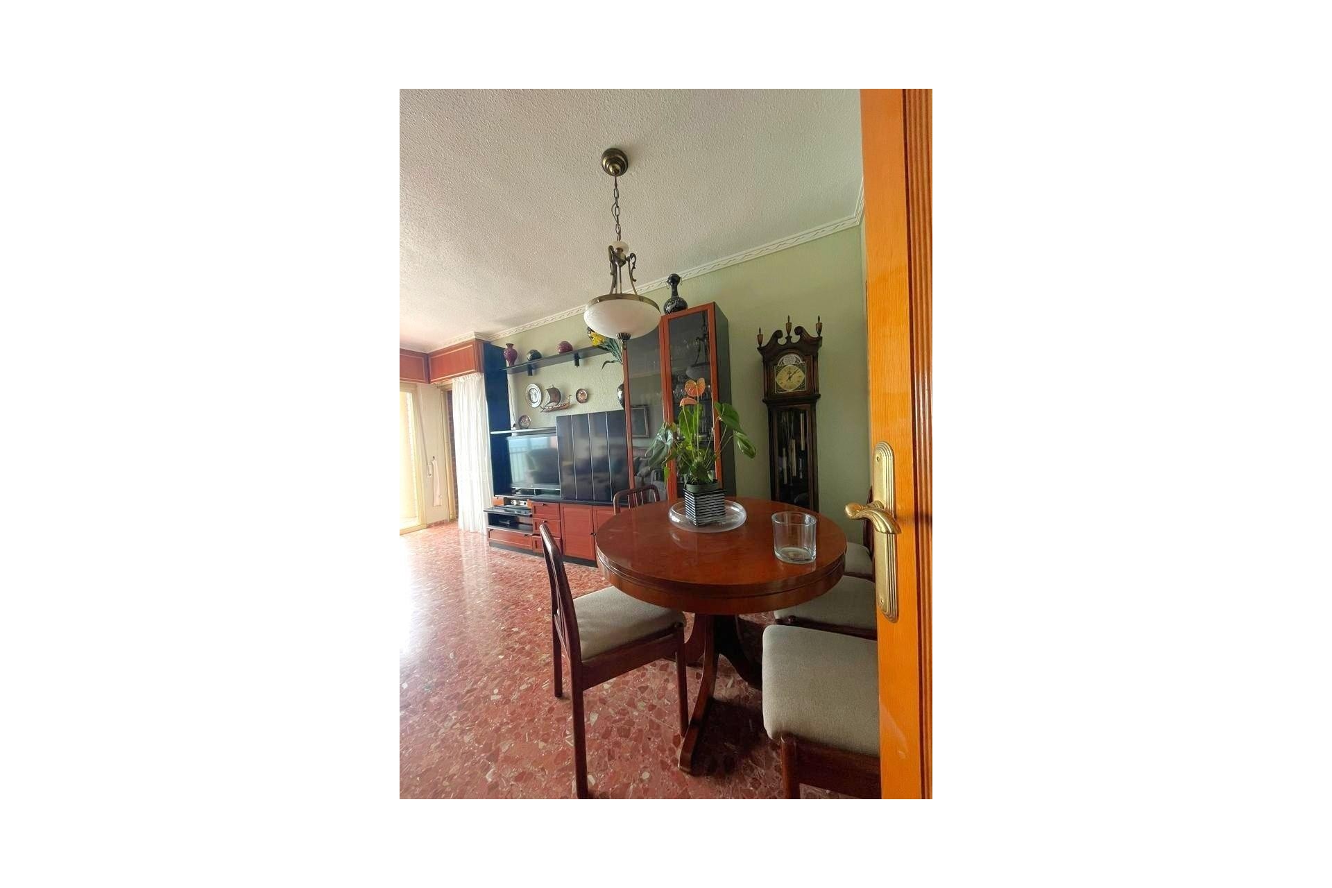 Venta - Apartamento / Piso -
Torrevieja - Estacion de autobuses