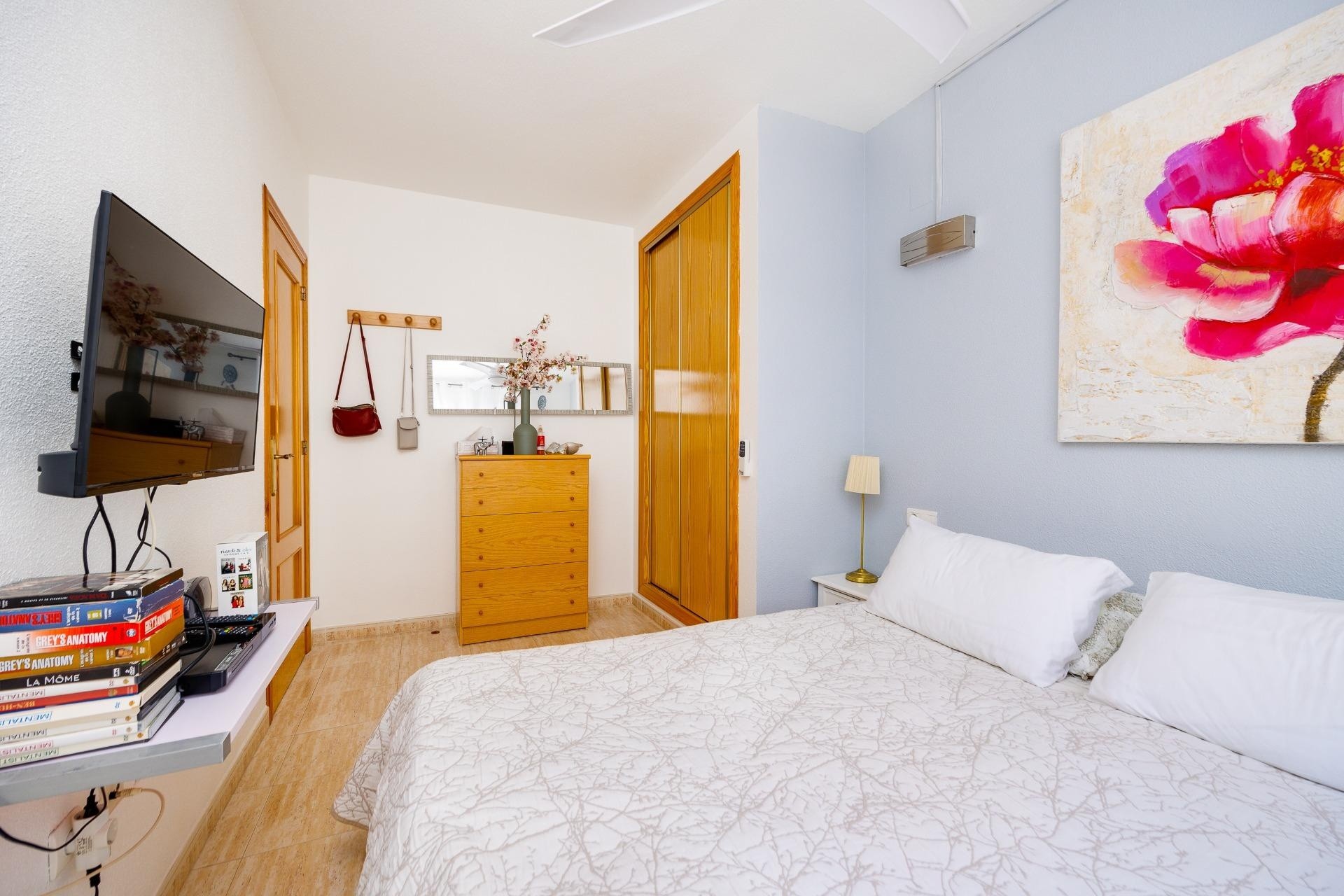 Venta - Apartamento / Piso -
Torrevieja - Estacion de autobuses
