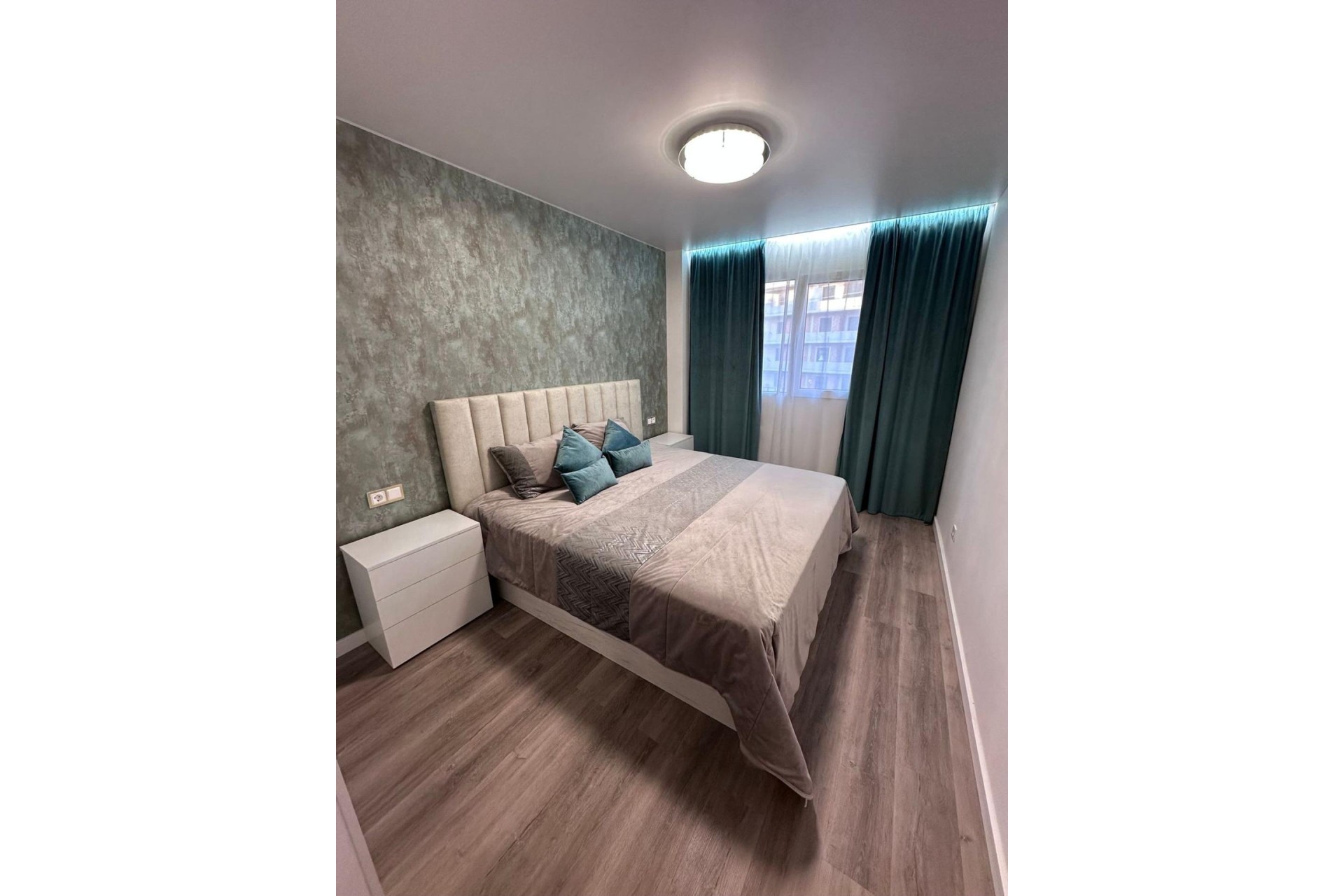 Venta - Apartamento / Piso -
Torrevieja - Estacion de autobuses