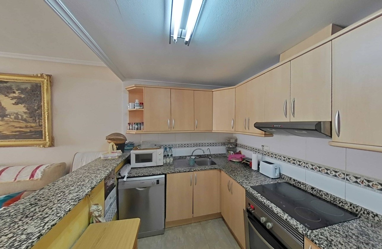 Venta - Apartamento / Piso -
Torrevieja - Estacion de autobuses