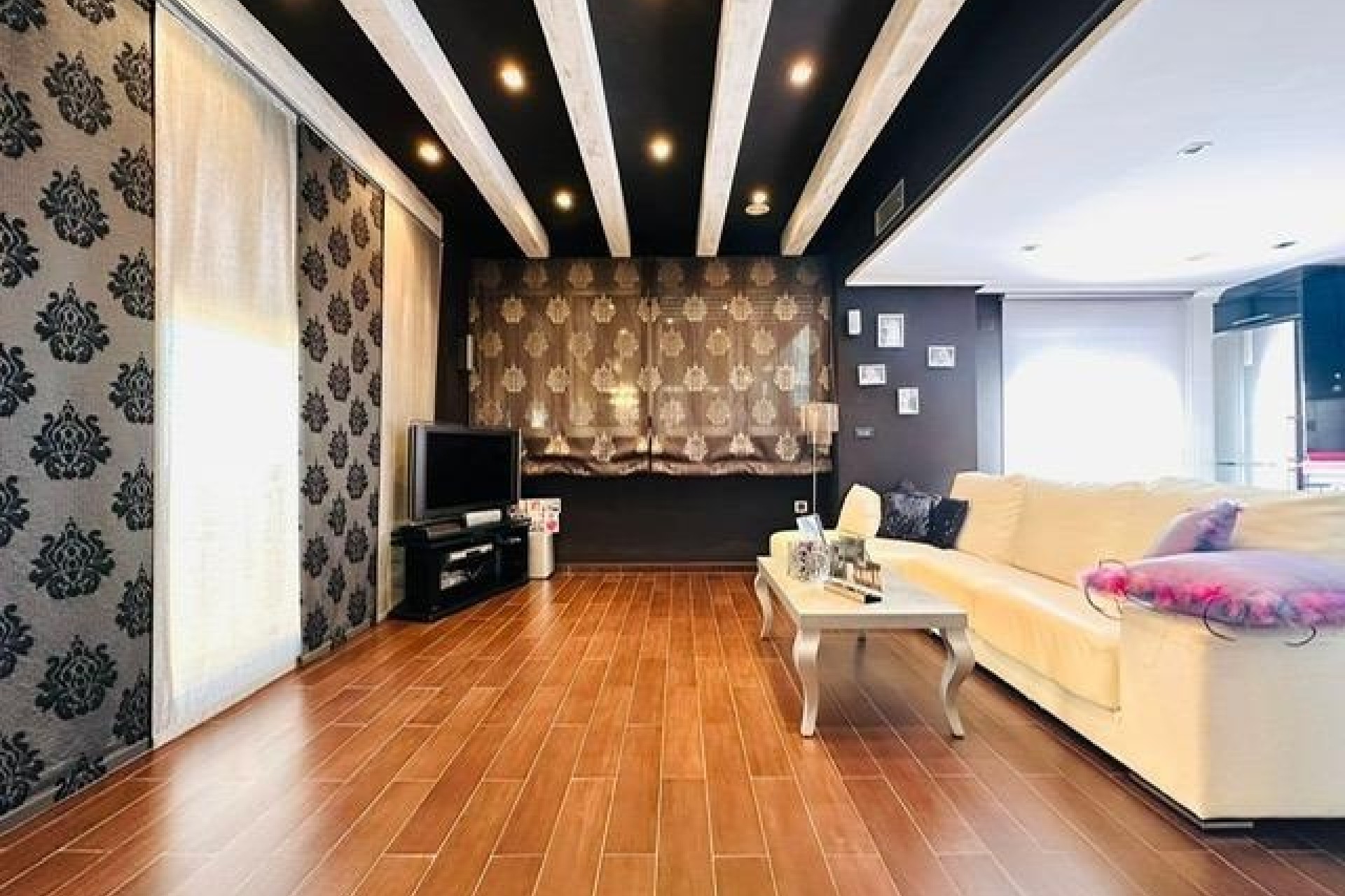 Venta - Apartamento / Piso -
Torrevieja - Estacion de autobuses