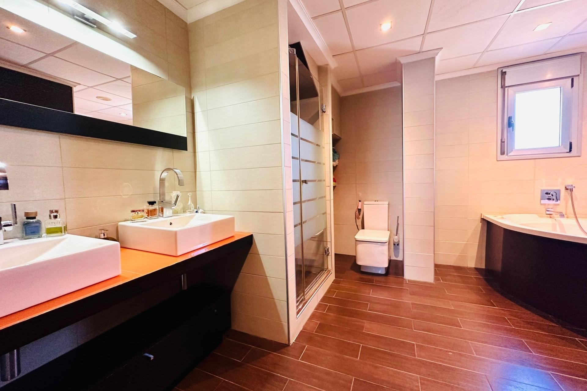 Venta - Apartamento / Piso -
Torrevieja - Estacion de autobuses