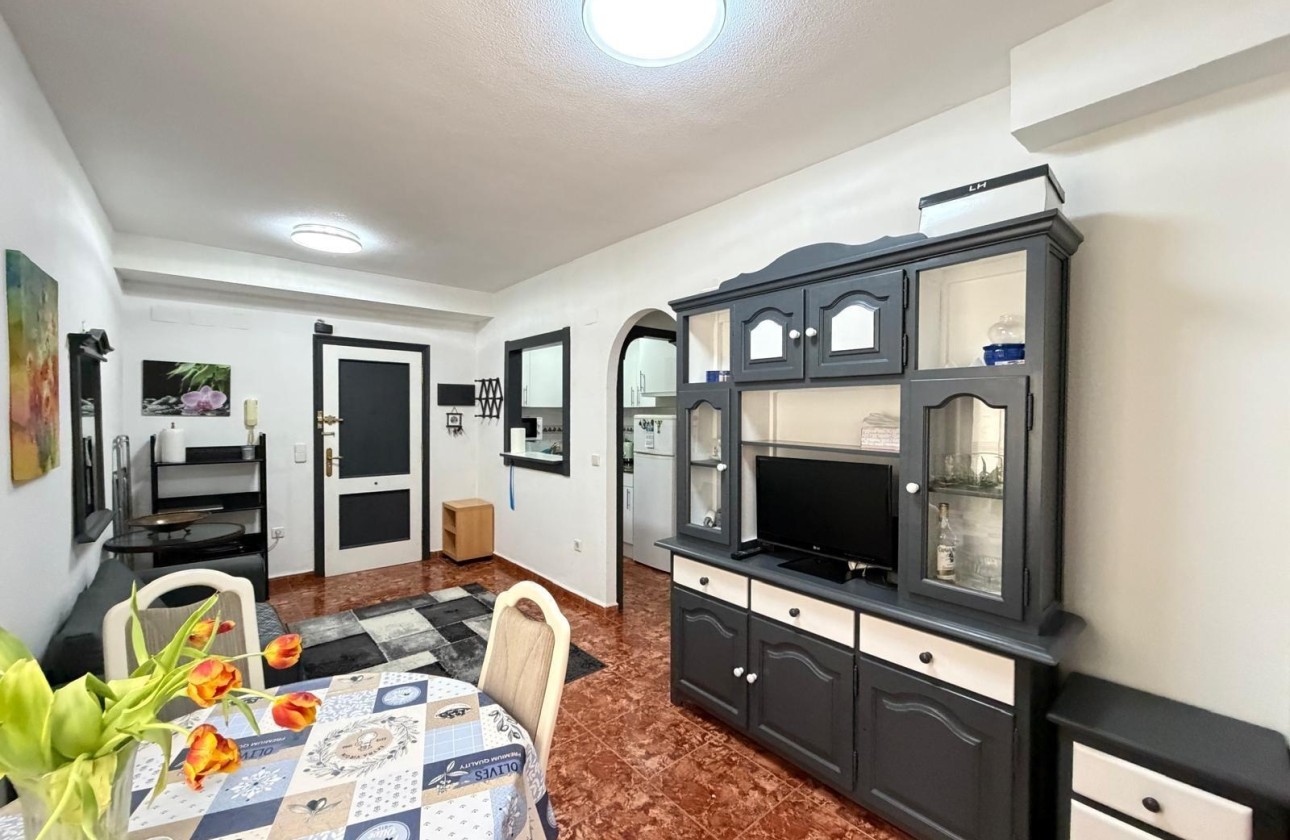 Venta - Apartamento / Piso -
Torrevieja - Estacion de autobuses