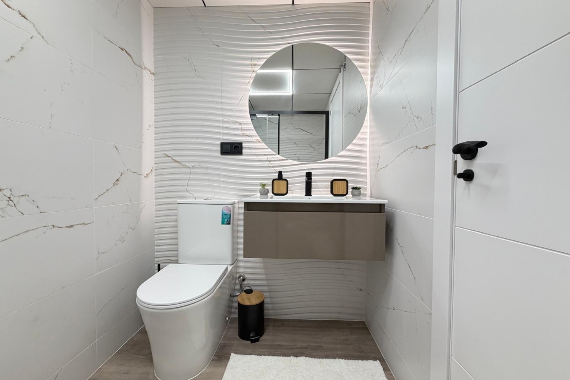 Venta - Apartamento / Piso -
Torrevieja - Estacion de autobuses