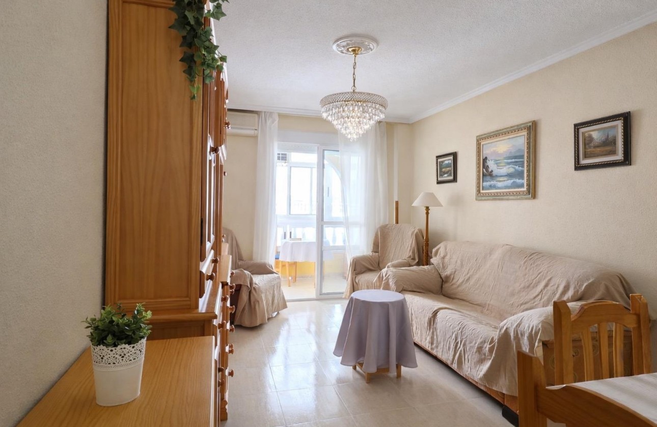 Venta - Apartamento / Piso -
Torrevieja - Habaneras