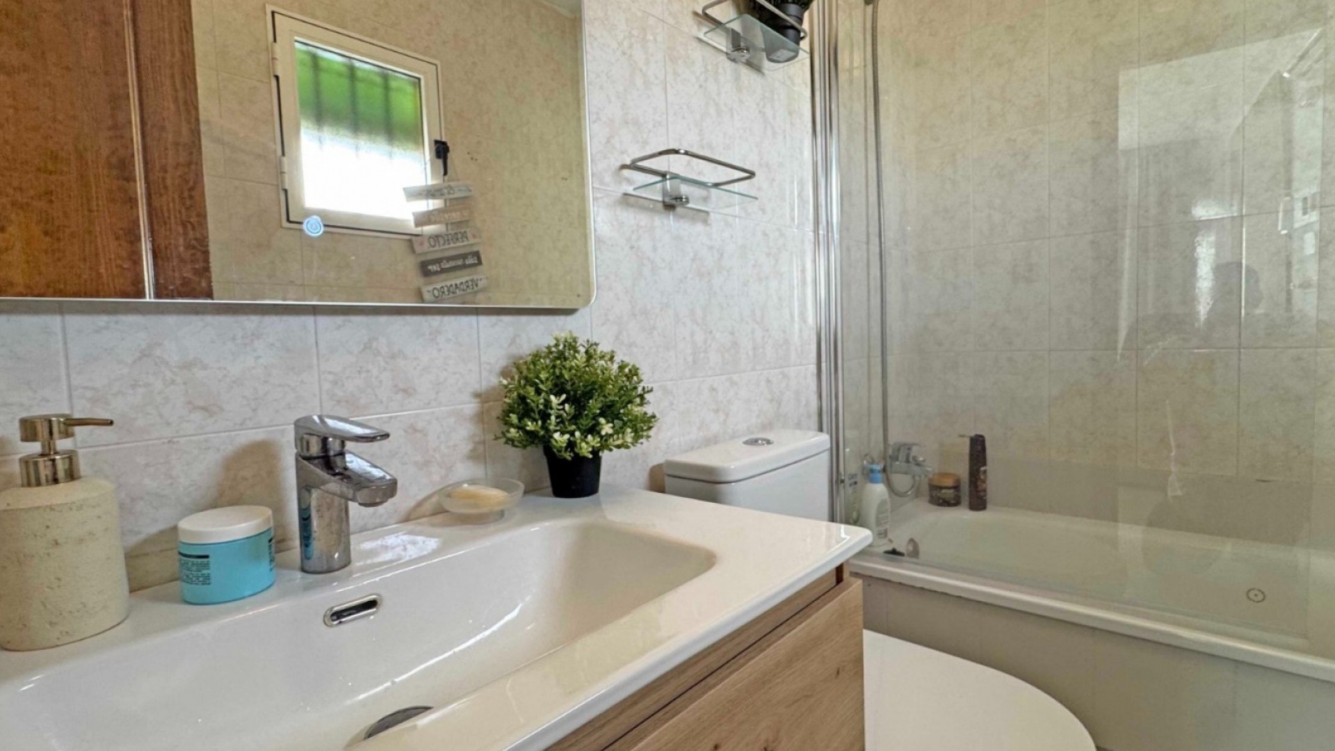 Venta - Apartamento piso -
Torrevieja - La Mata