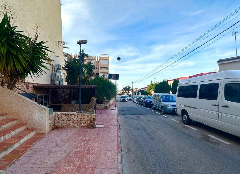 Venta - Apartamento piso -
Torrevieja - La Mata