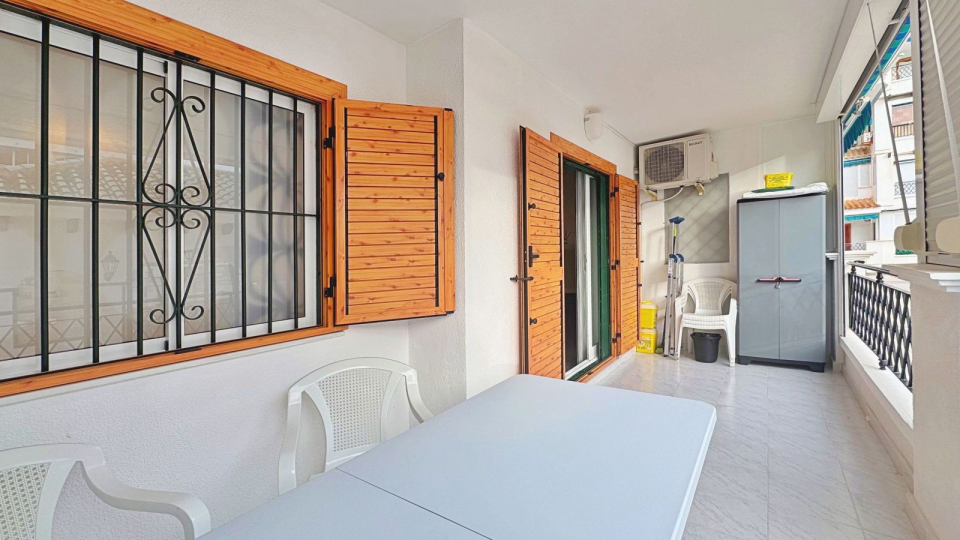 Venta - Apartamento piso -
Torrevieja - La Mata