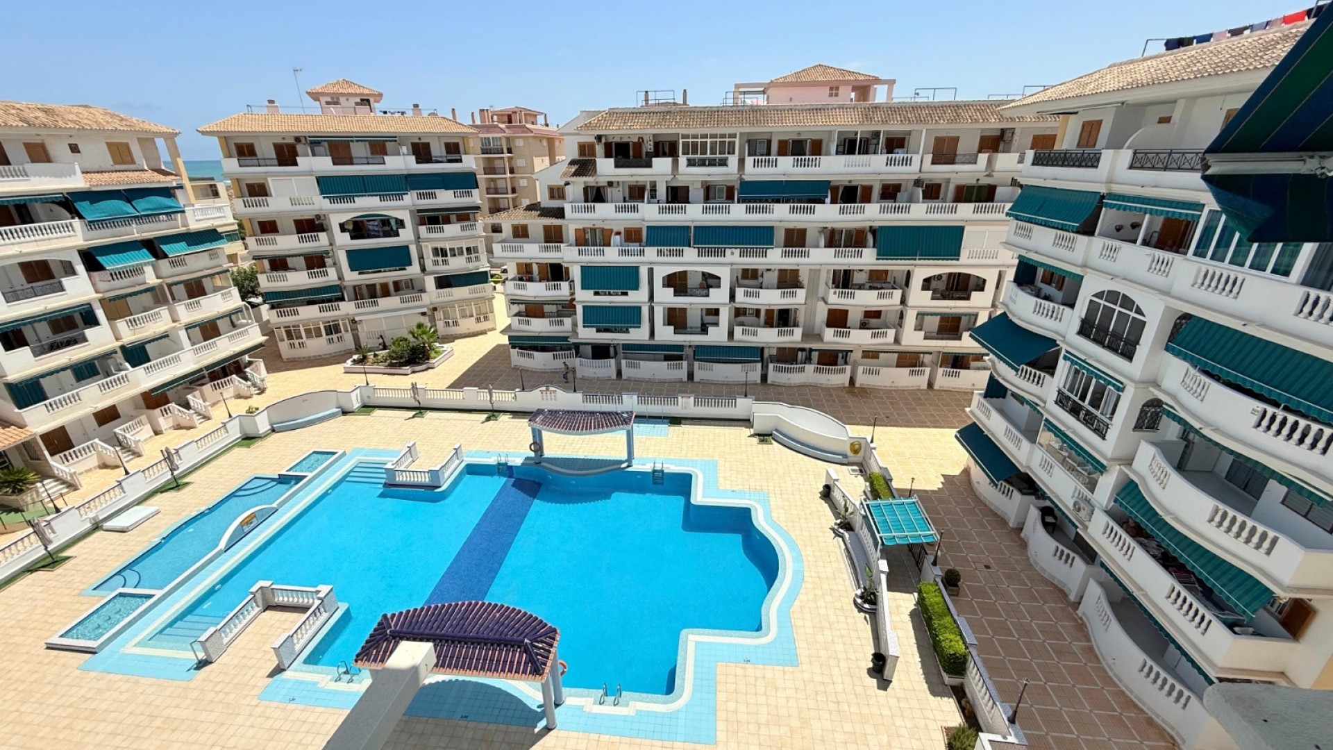 Venta - Apartamento piso -
Torrevieja - La Mata