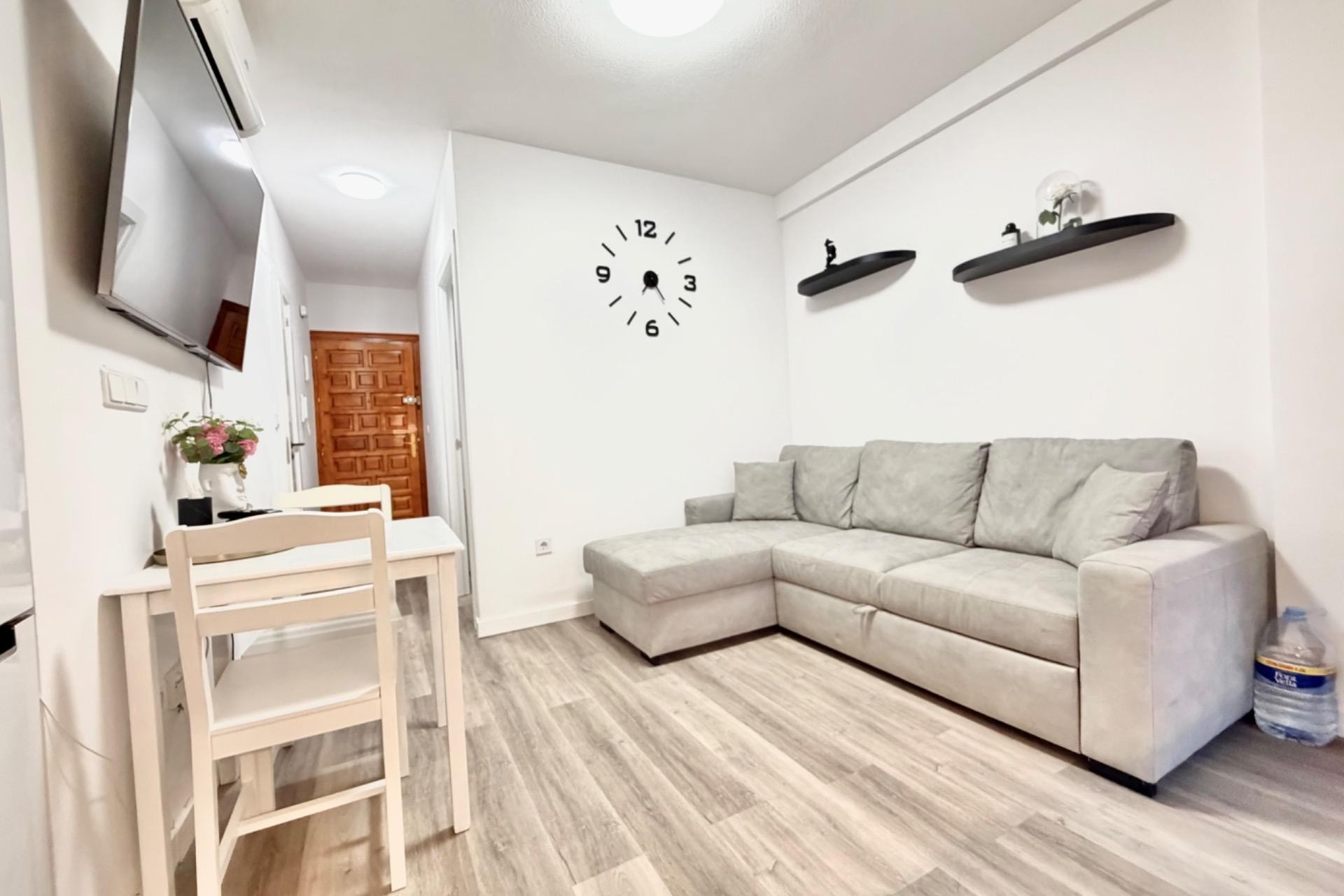 Venta - Apartamento / Piso -
Torrevieja - La Mata