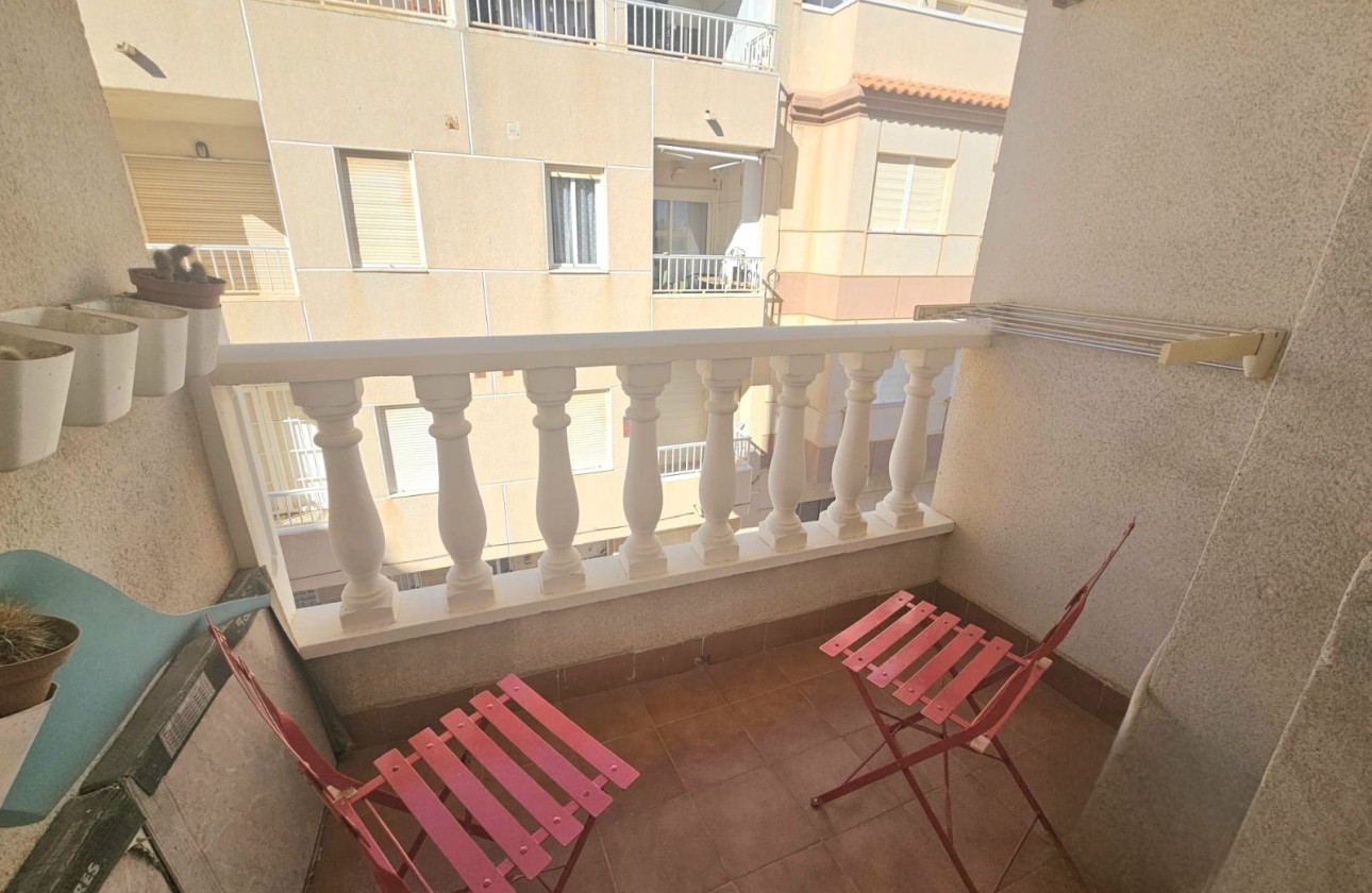 Venta - Apartamento / Piso -
Torrevieja - La Mata