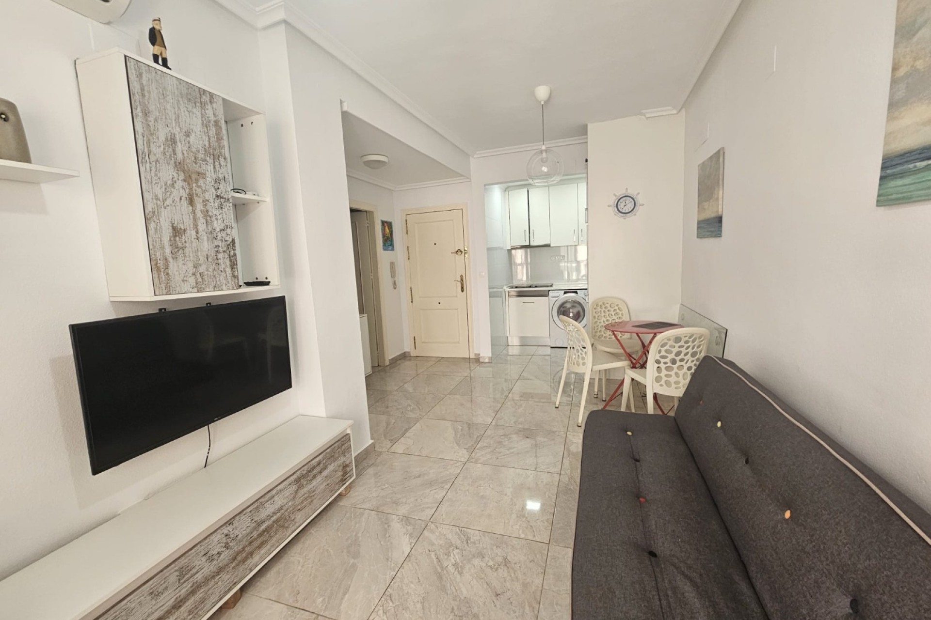 Venta - Apartamento / Piso -
Torrevieja - La Mata