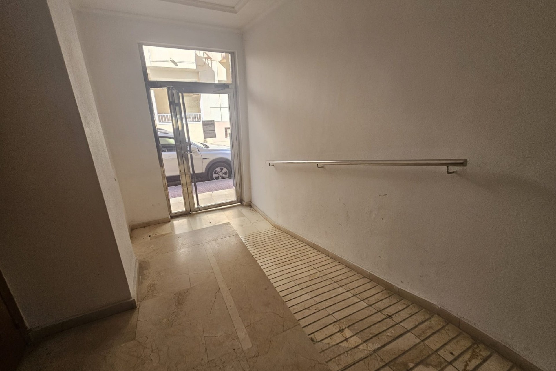 Venta - Apartamento / Piso -
Torrevieja - La Mata