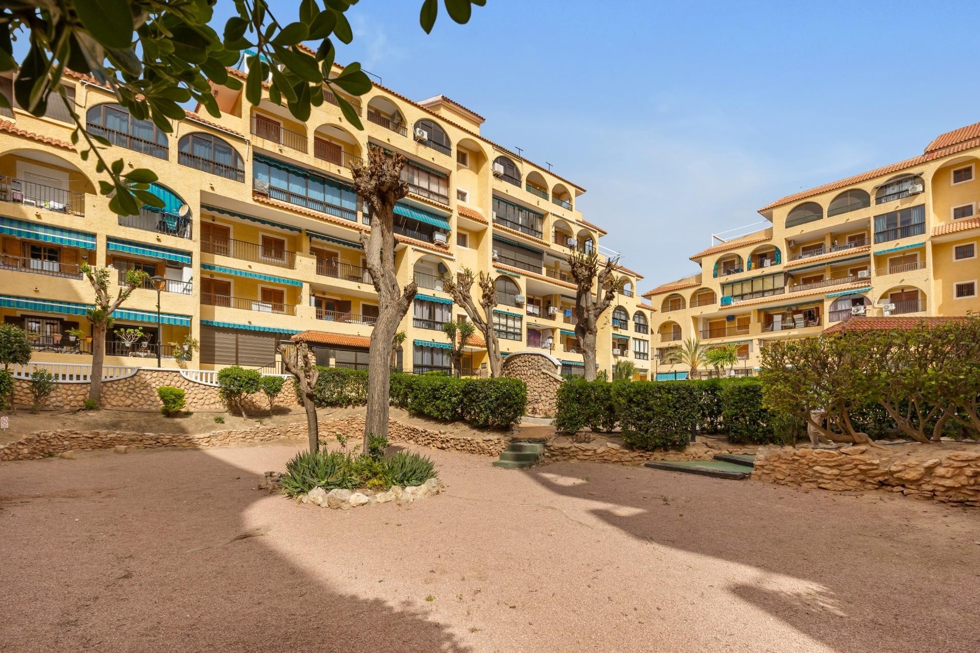 Venta - Apartamento / Piso -
Torrevieja - La Mata