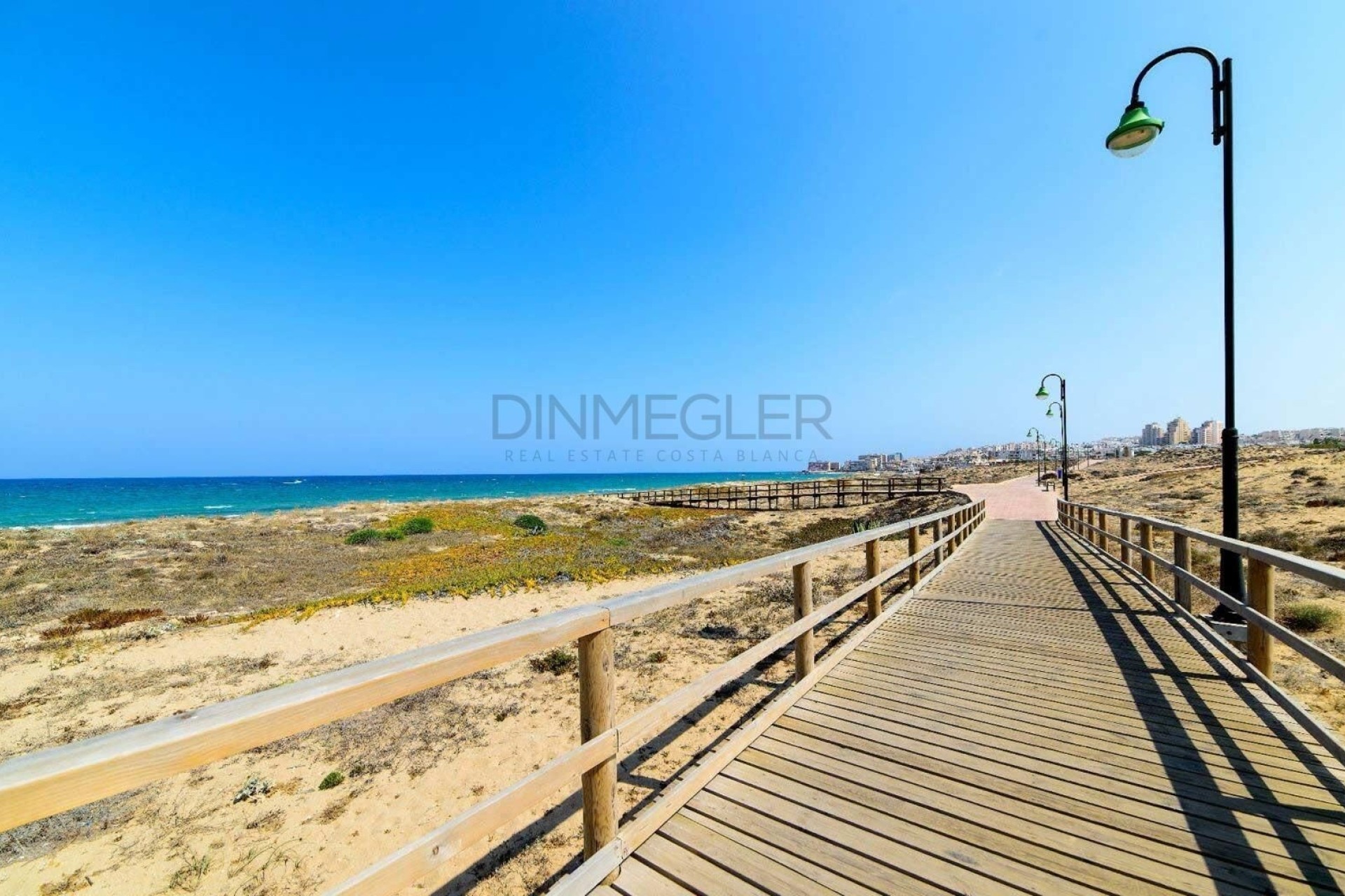 Venta - Apartamento / Piso -
Torrevieja - La Mata