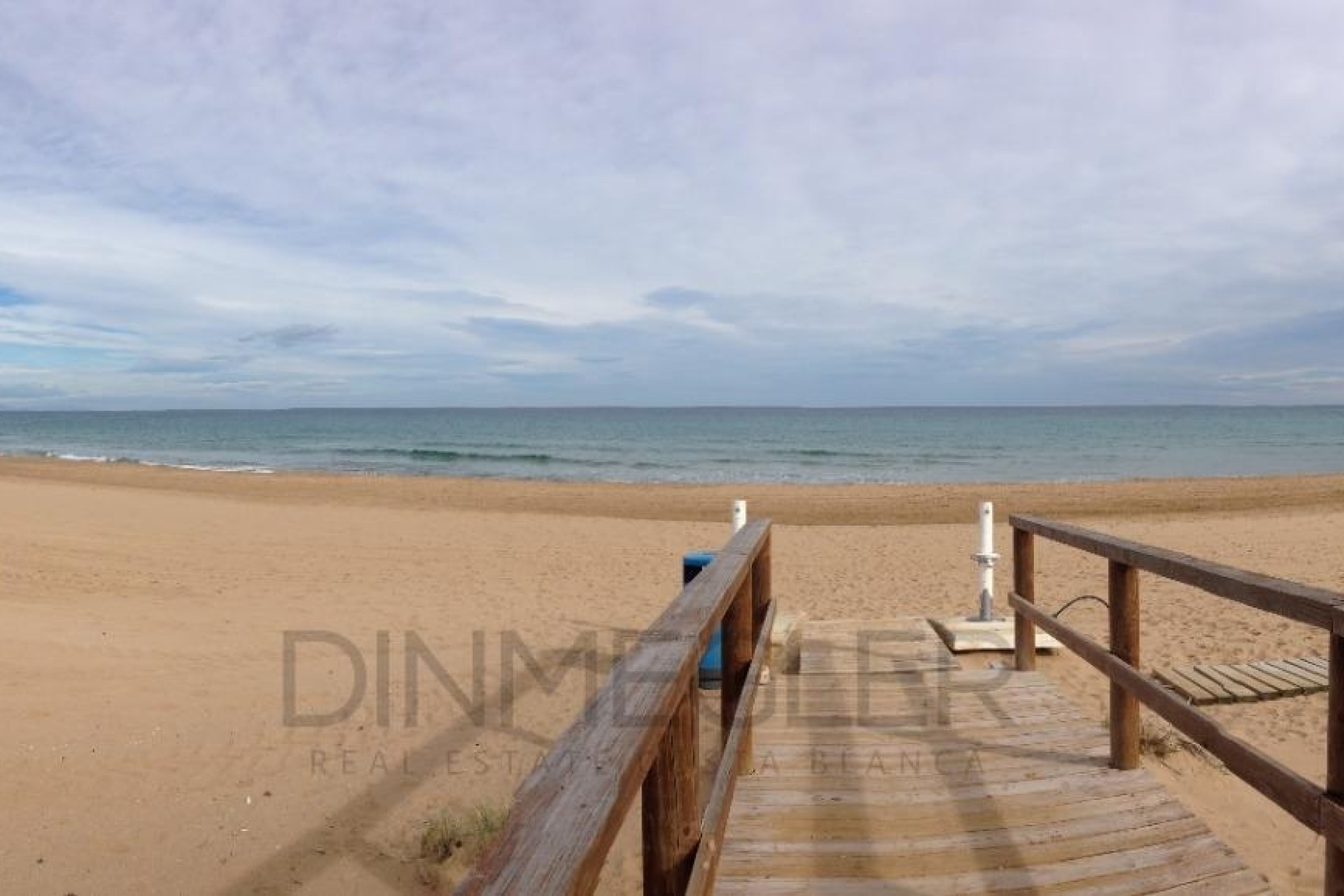 Venta - Apartamento / Piso -
Torrevieja - La Mata