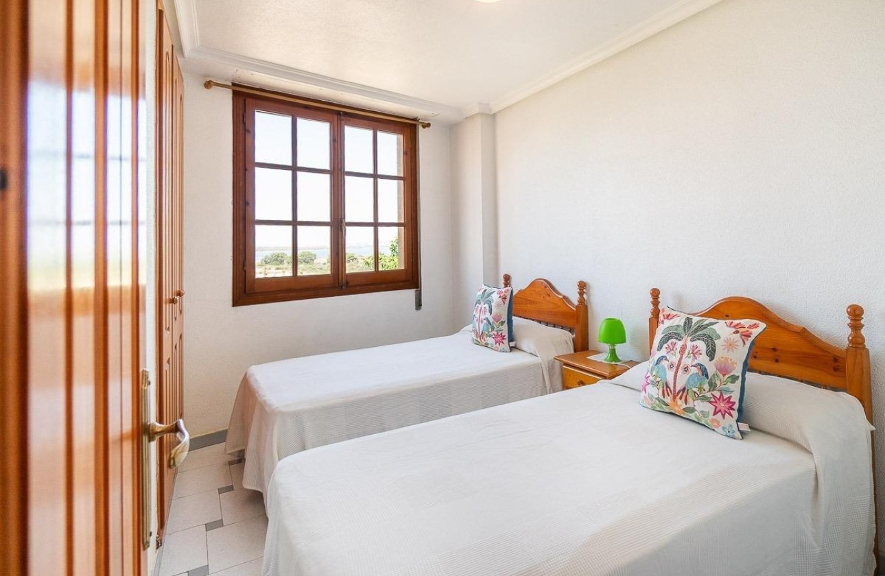 Venta - Apartamento / Piso -
Torrevieja - La Mata