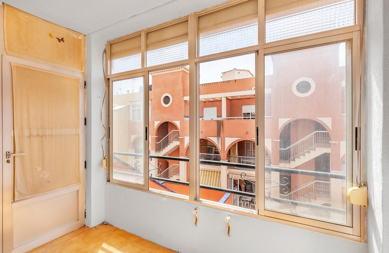 Venta - Apartamento / Piso -
Torrevieja - La Mata