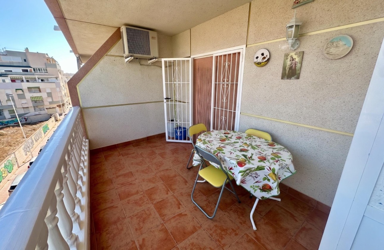 Venta - Apartamento / Piso -
Torrevieja - La Mata