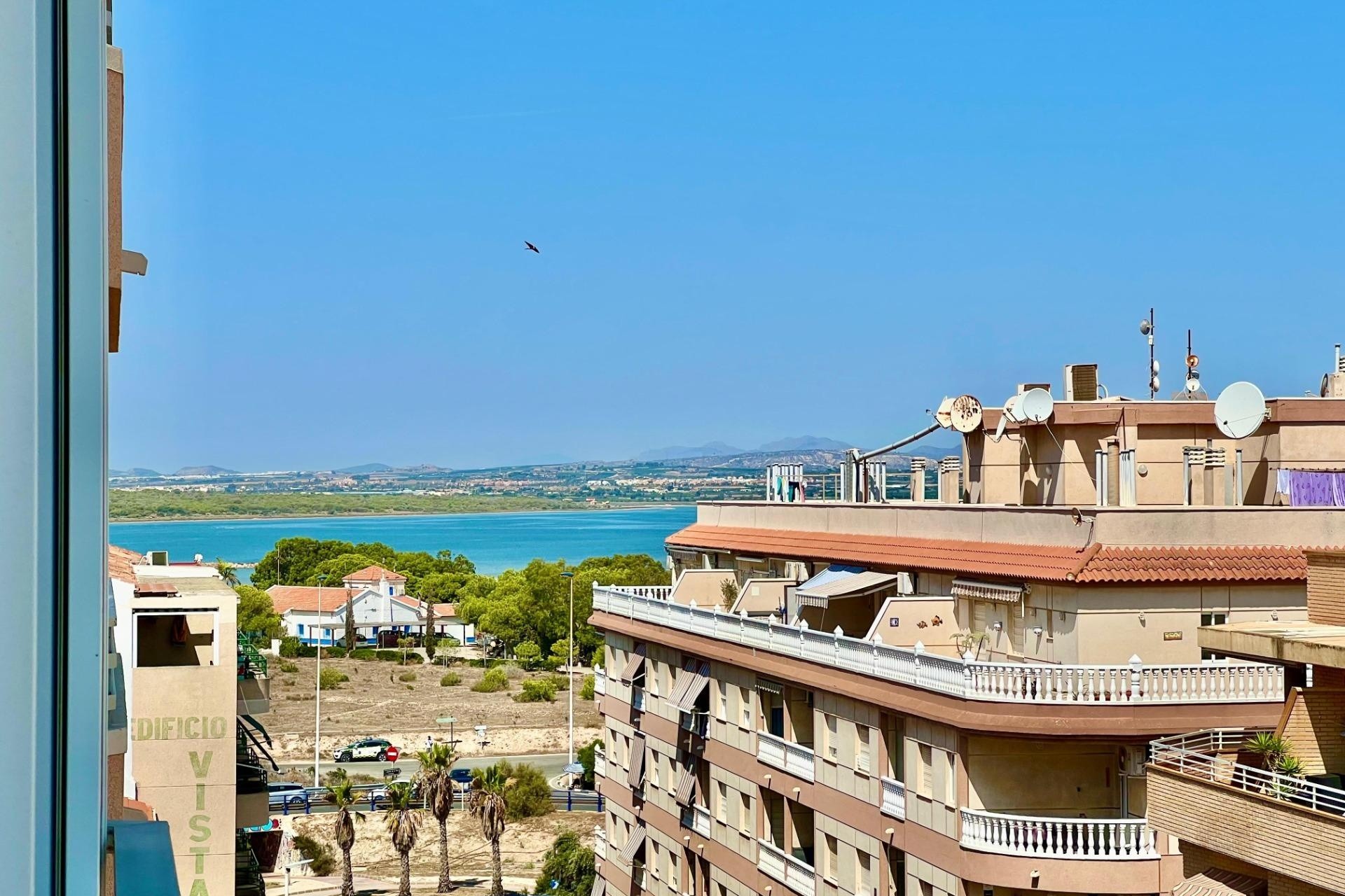 Venta - Apartamento / Piso -
Torrevieja - La Mata