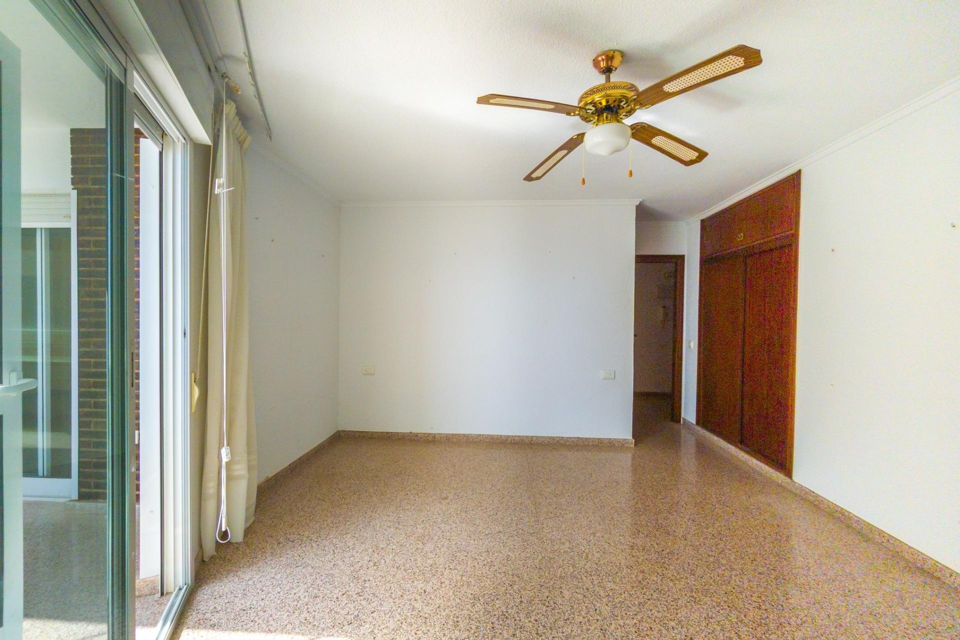 Venta - Apartamento / Piso -
Torrevieja - La Mata