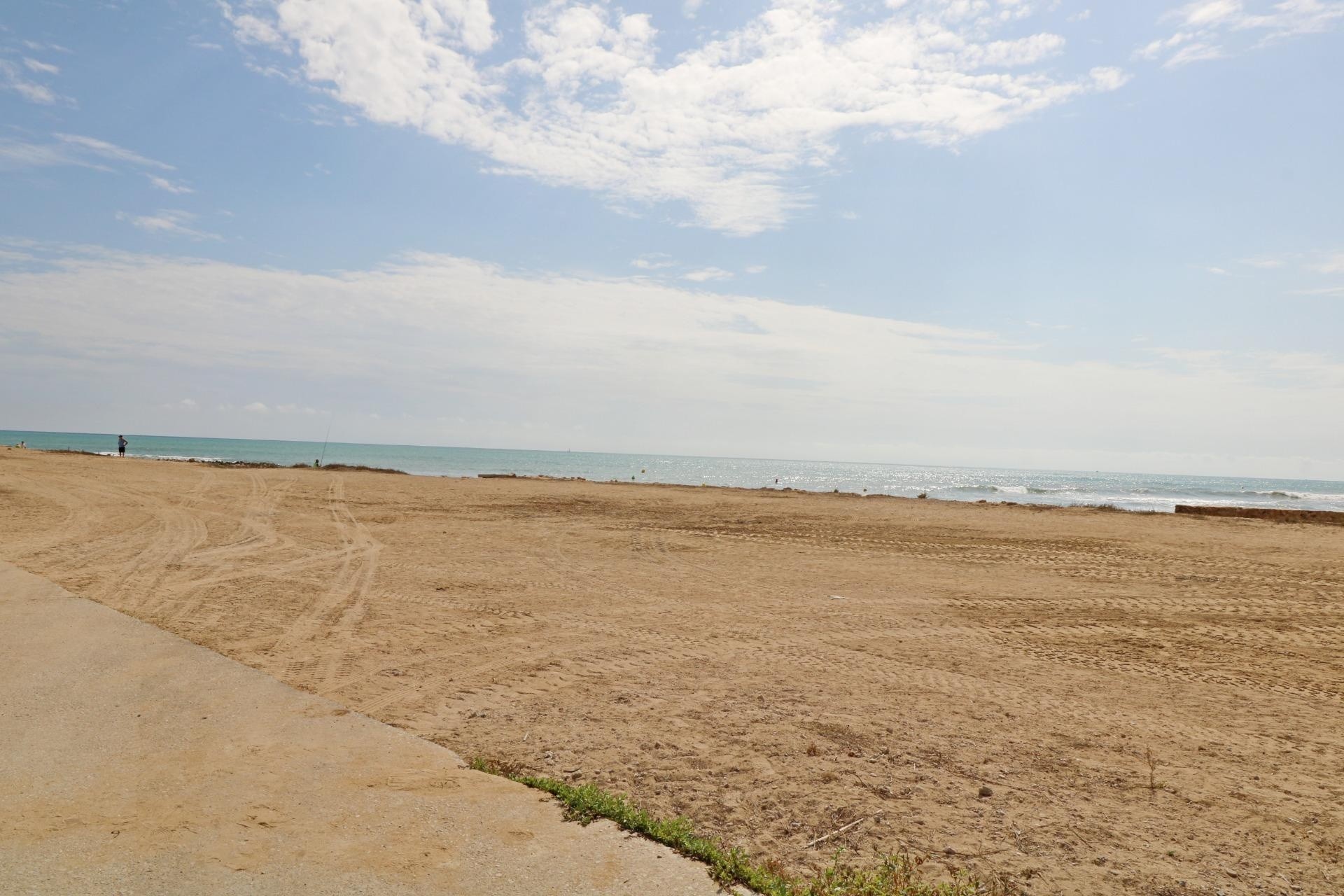 Venta - Apartamento / Piso -
Torrevieja - La Mata