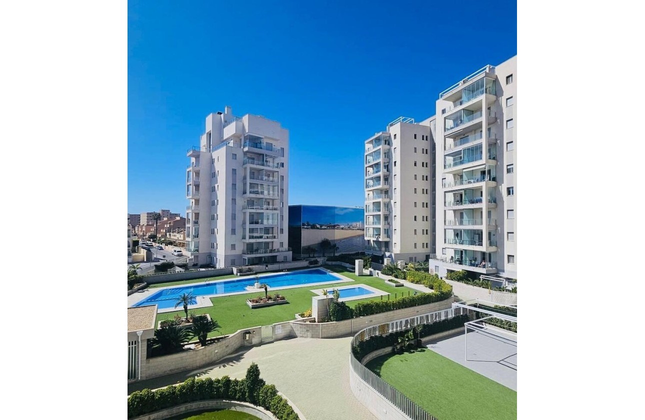 Venta - Apartamento / Piso -
Torrevieja - La Mata
