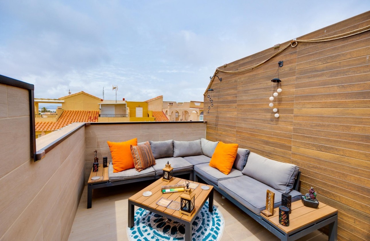 Venta - Apartamento / Piso -
Torrevieja - La Siesta - El Salado - Torreta