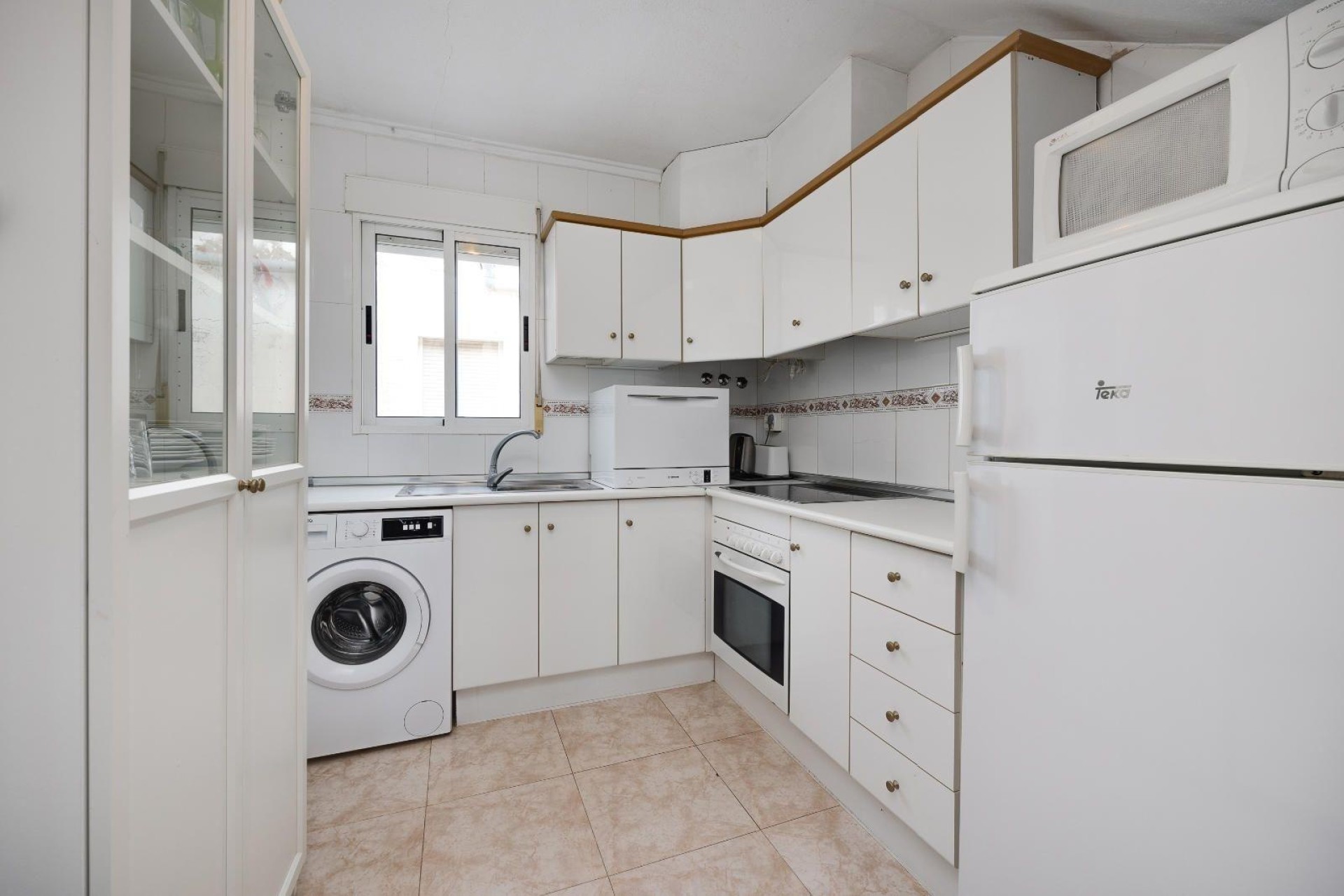 Venta - Apartamento / Piso -
Torrevieja - La Siesta - El Salado - Torreta