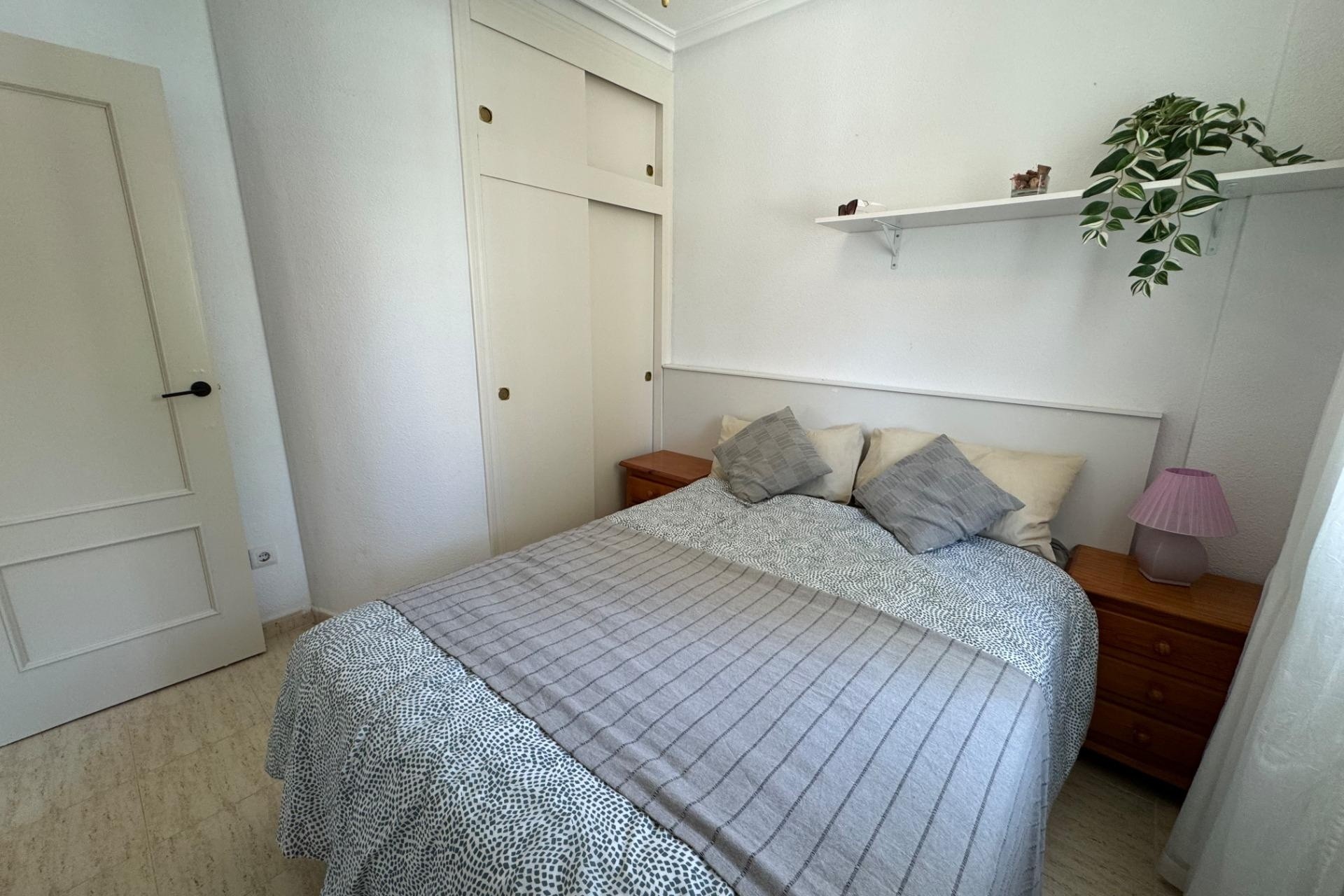 Venta - Apartamento / Piso -
Torrevieja - La Siesta - El Salado - Torreta