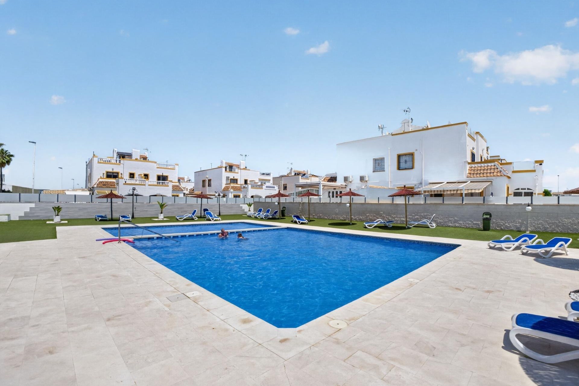 Venta - Apartamento / Piso -
Torrevieja - La Siesta - El Salado - Torreta