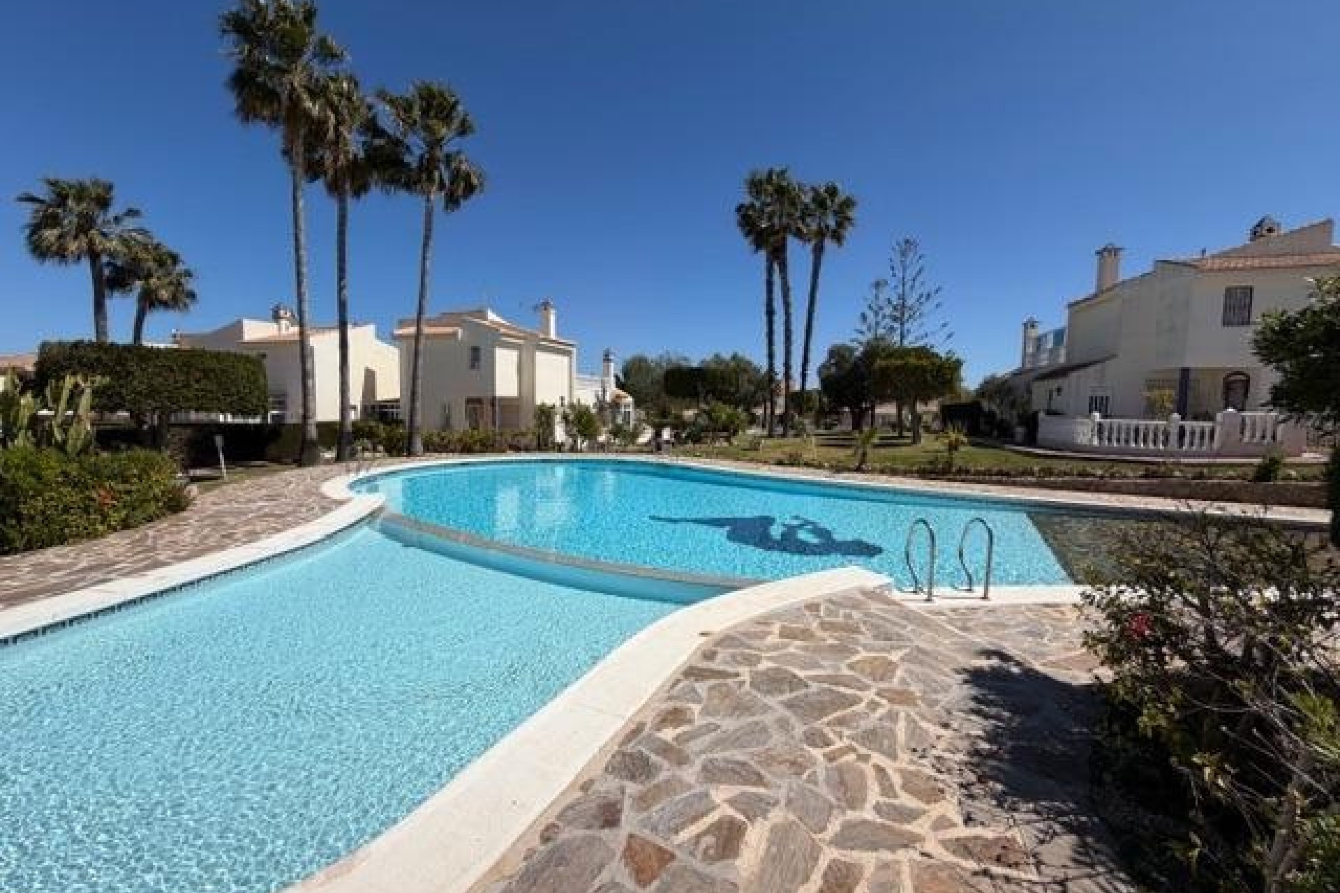 Venta - Apartamento / Piso -
Torrevieja - La Siesta