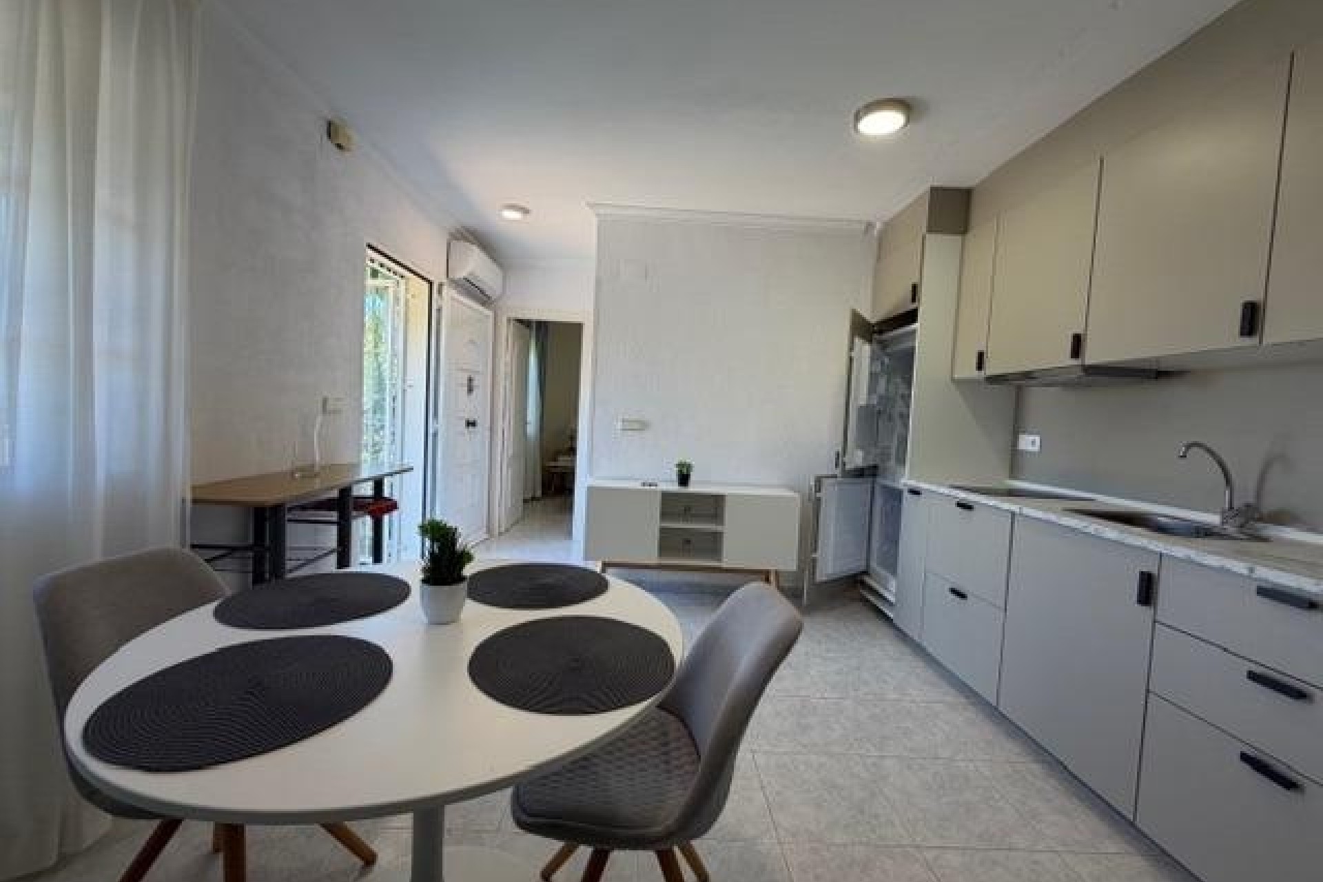Venta - Apartamento / Piso -
Torrevieja - La Siesta