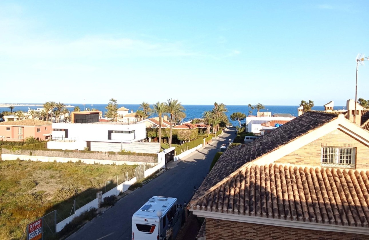 Venta - Apartamento / Piso -
Torrevieja - La veleta
