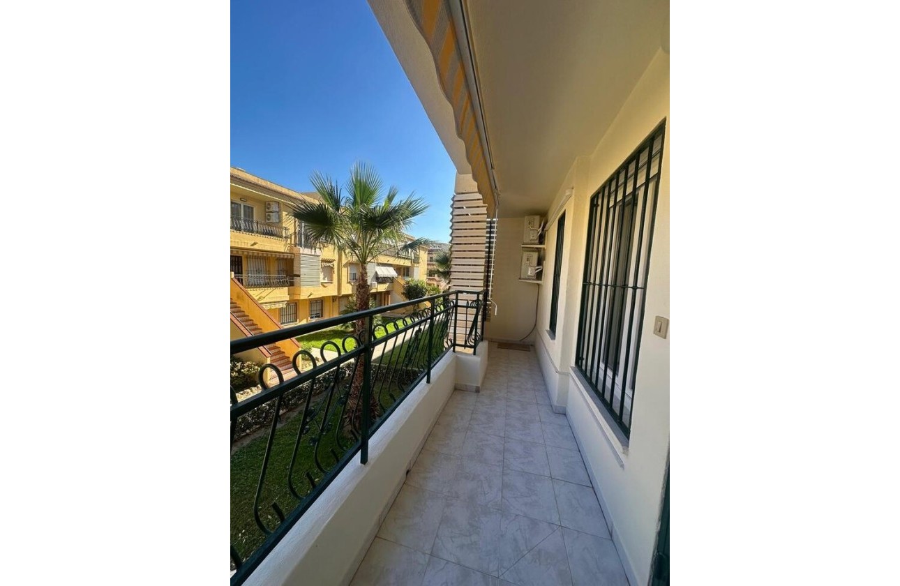 Venta - Apartamento / Piso -
Torrevieja - La veleta