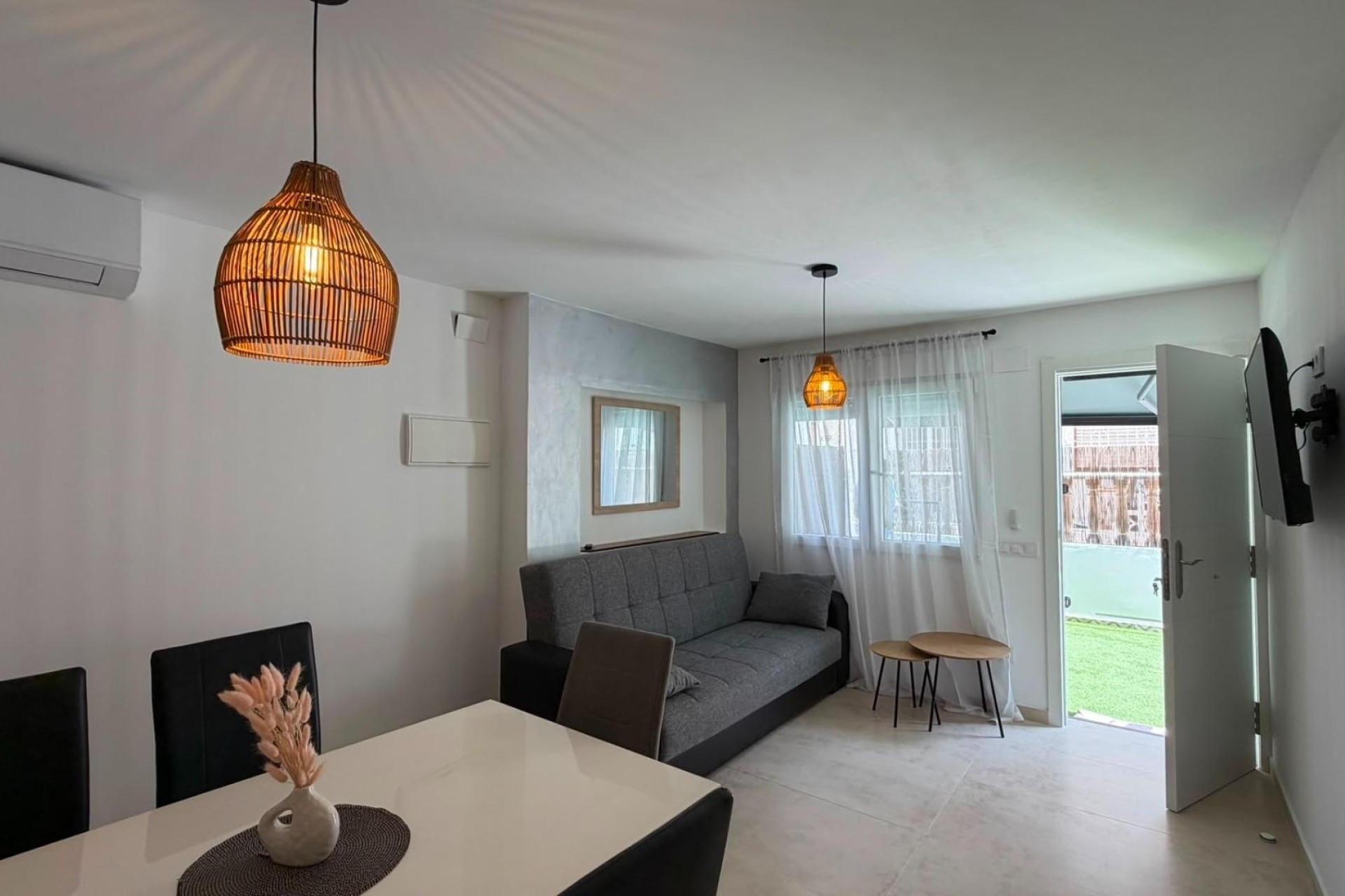 Venta - Apartamento / Piso -
Torrevieja - La Veleta