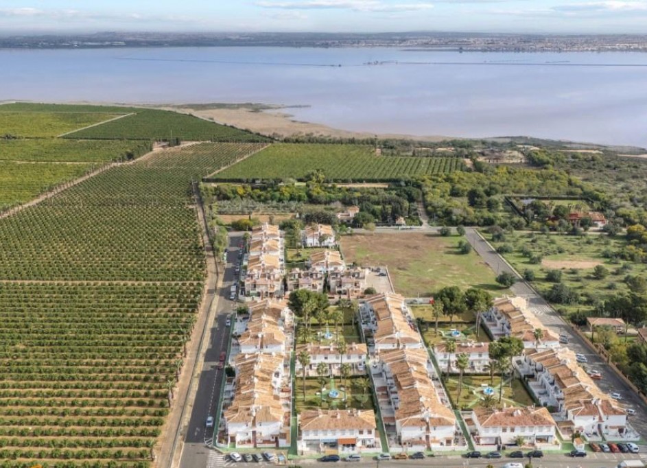 Venta - Apartamento piso -
Torrevieja - Lago jardin