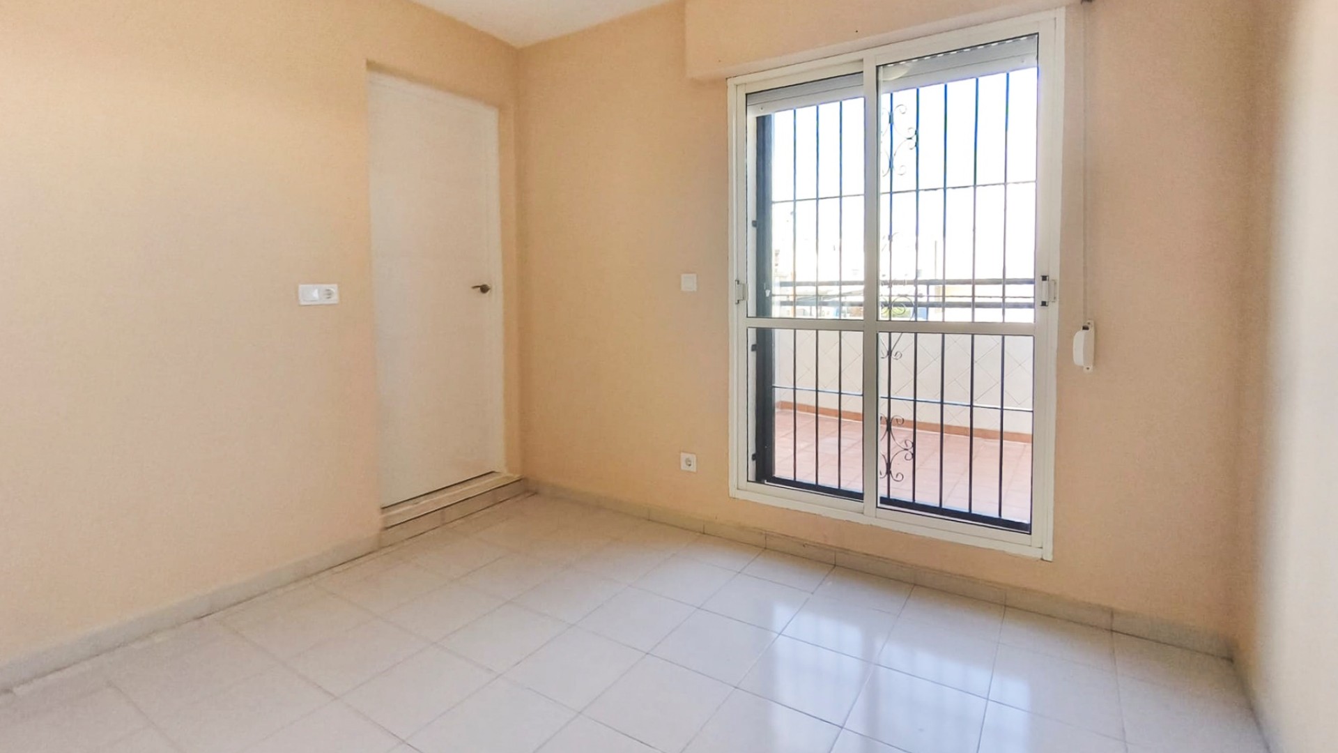 Venta - Apartamento piso -
Torrevieja - Lago jardin