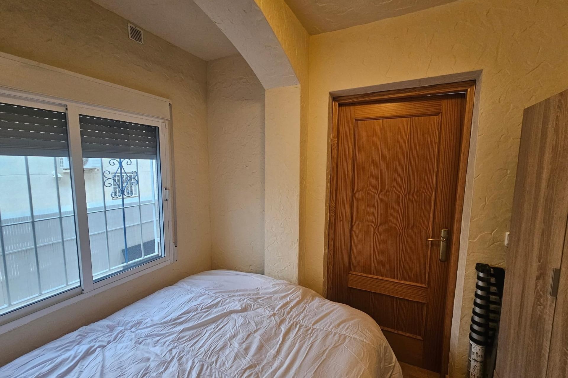 Venta - Apartamento / Piso -
Torrevieja - Lago jardin
