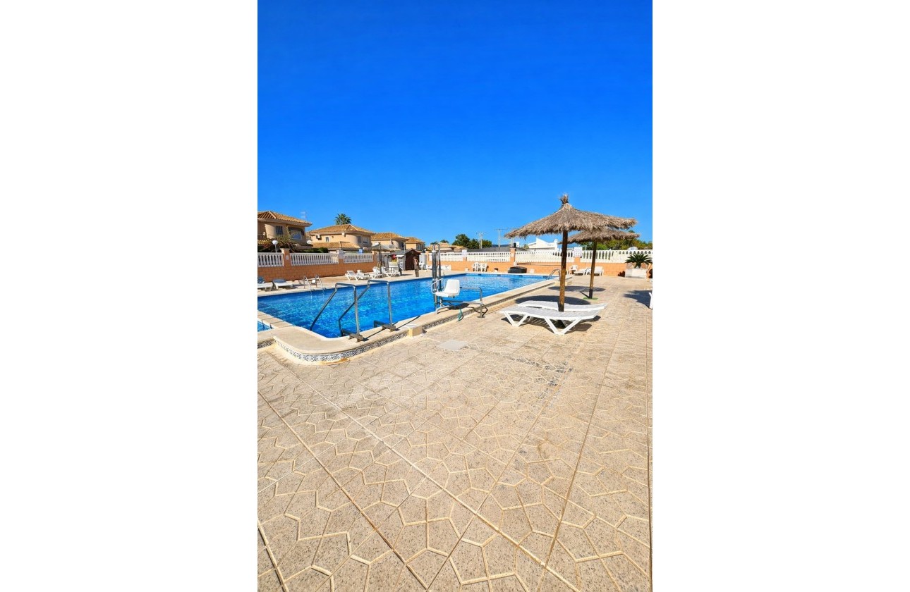 Venta - Apartamento / Piso -
Torrevieja - Los Altos