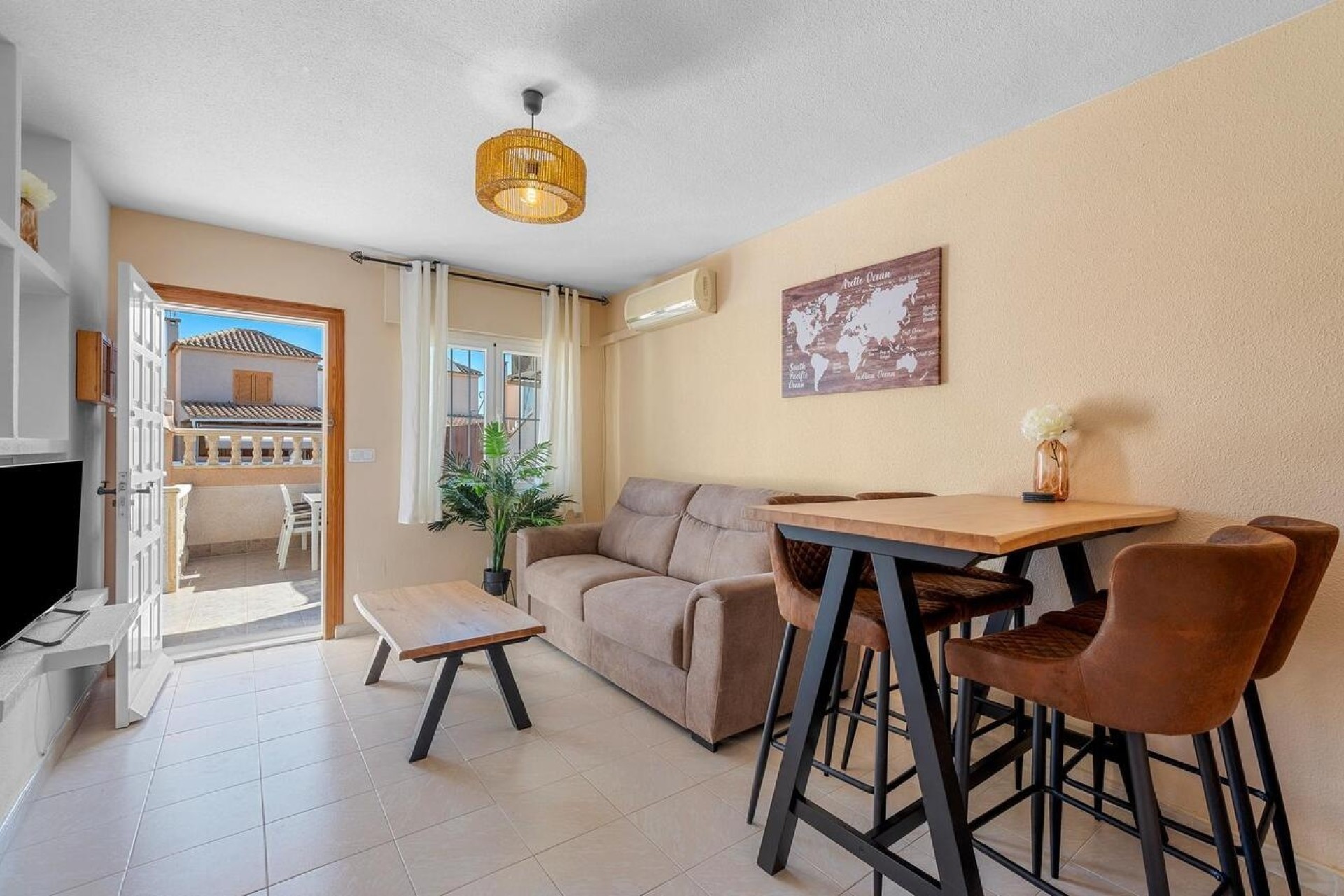 Venta - Apartamento / Piso -
Torrevieja - Los Balcones