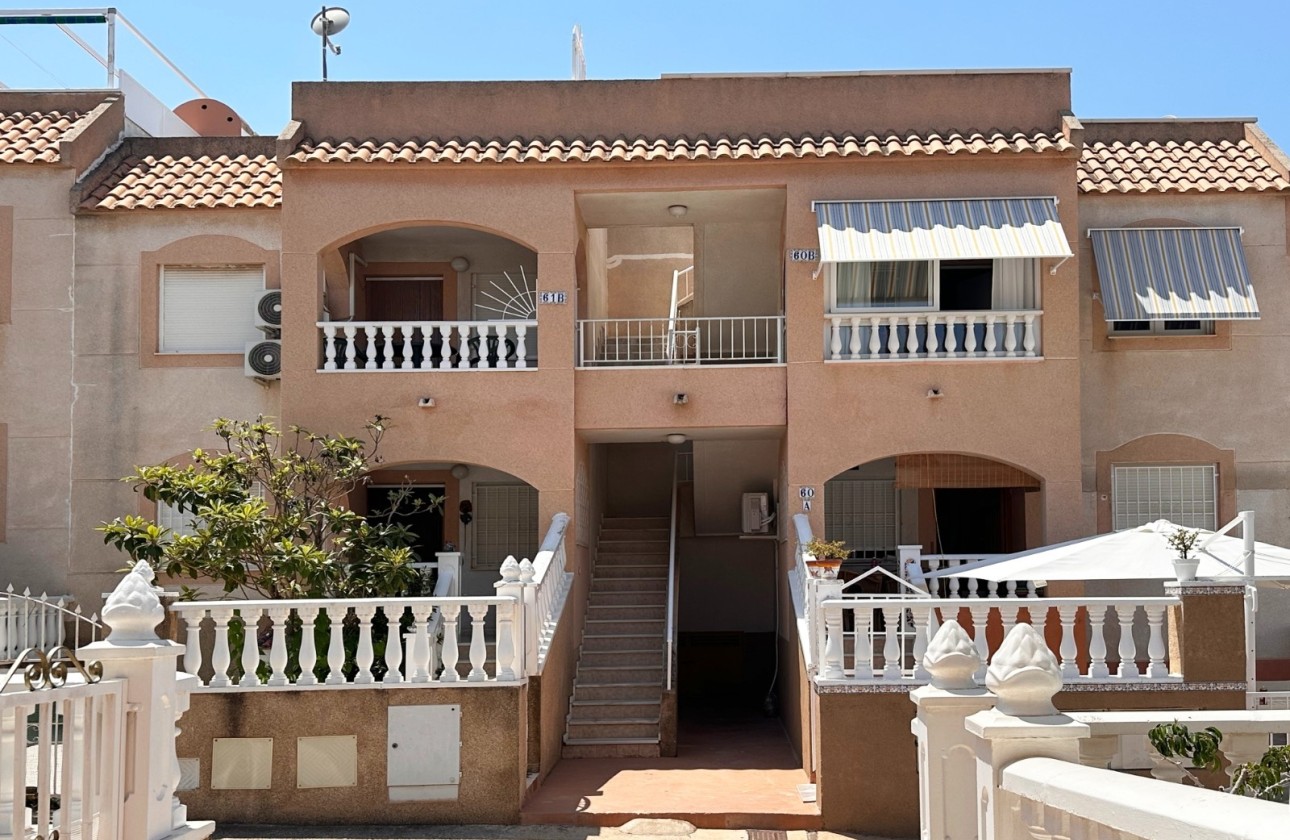 Venta - Apartamento / Piso -
Torrevieja - Los Balcones
