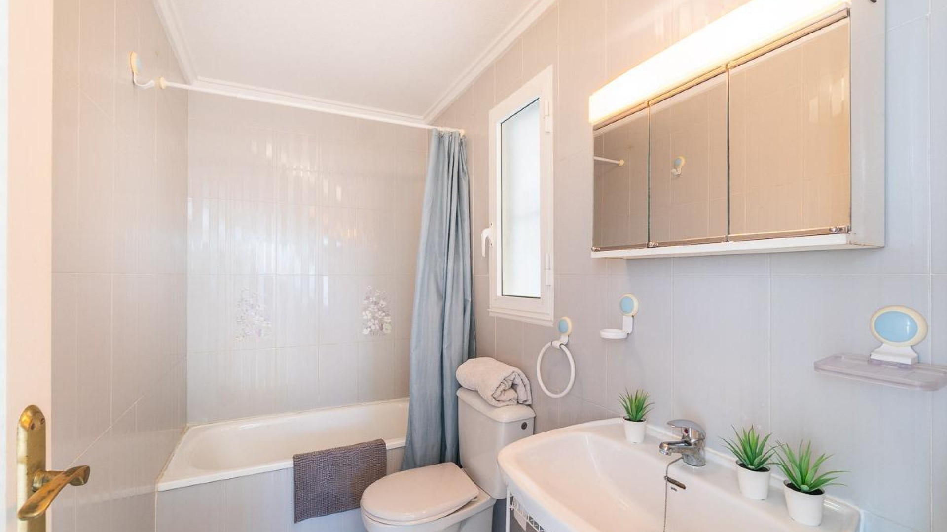 Venta - Apartamento piso -
Torrevieja - Los Frutales