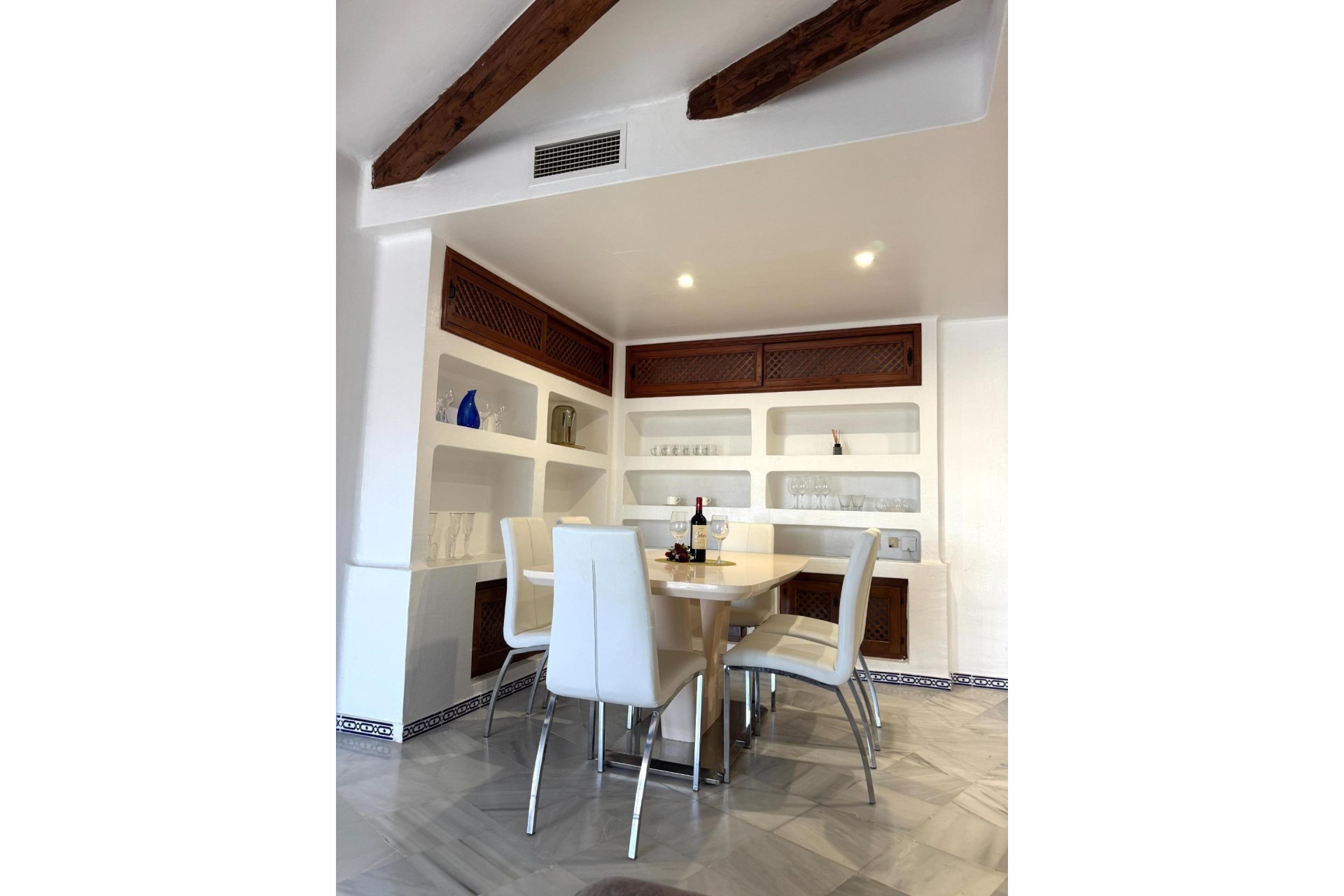 Venta - Apartamento / Piso -
Torrevieja - Los Frutales