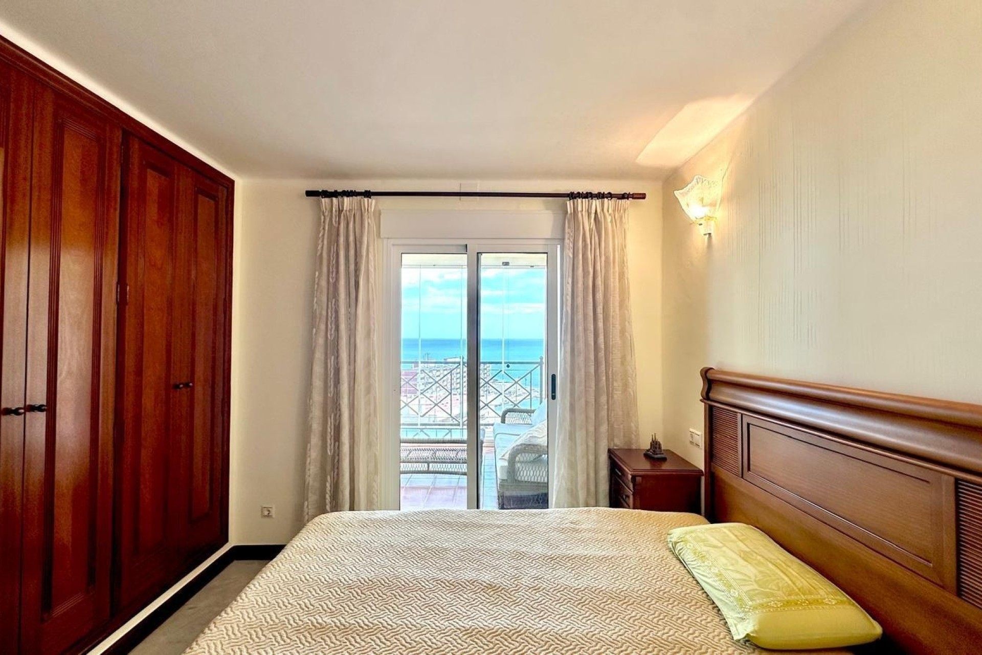 Venta - Apartamento / Piso -
Torrevieja - Los Frutales