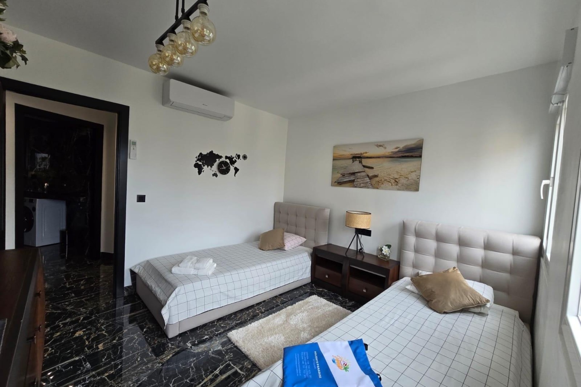 Venta - Apartamento / Piso -
Torrevieja - Los Frutales