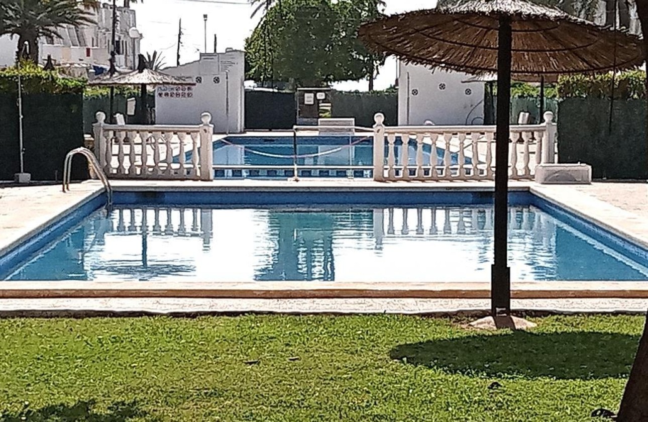 Venta - Apartamento / Piso -
Torrevieja - MAR AZUL LA VELETA